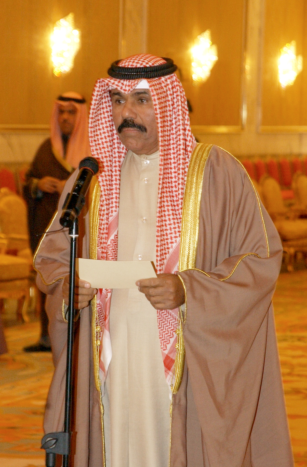 His Highness the Crown Prince Sheikh Nawaf Al-Ahmad performs constitutional oath
