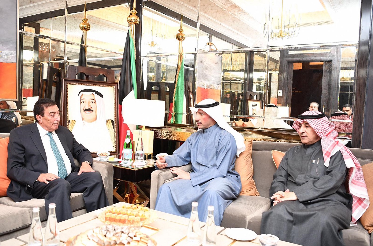 رئيس مجلس الامة الكويتي مرزوق علي الغانم يجتمع مع رئيس مجلس النواب في المملكة الاردنية الهاشمية عاطف الطراونة