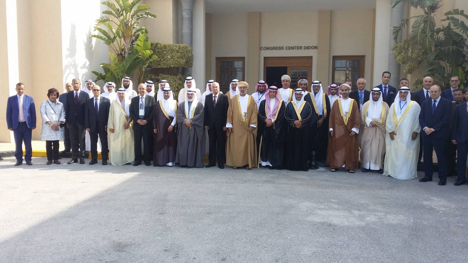 صورة جماعية للوفود المشاركة في المجلس التنفيذي للمنظمة العربية للأجهزة العليا للرقابة المالية والمحاسبة (أرابوساي)