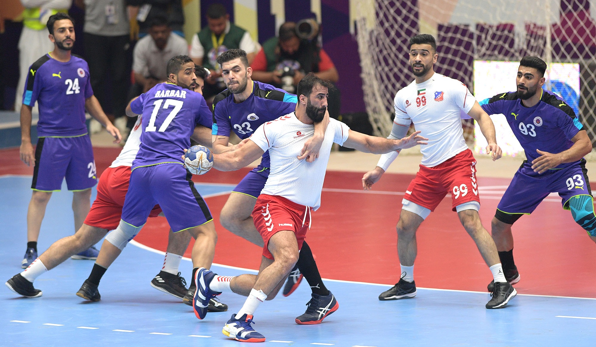 Kuwait SC handball team defeated Bahrain's Barbar 27-26 at the 21st Asian Clubs Handball Tournament