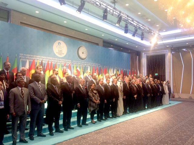 رؤساء الوفود المشاركة في الاجتماع الطارئ لوزراء خارجية منظمة التعاون الاسلامي في اسطنبول