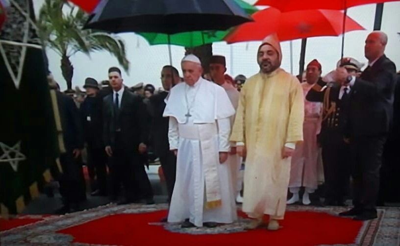 Moroccan King Mohammad VI and Vatican Pope Francis