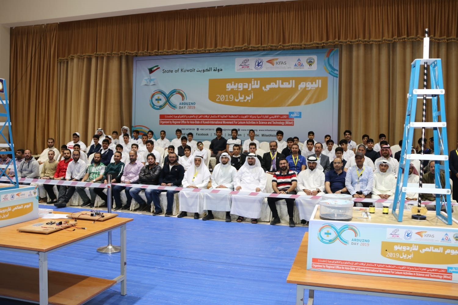جانب من الحضور في مسابقة الكويت المدرسية الثالثة للاردوينو