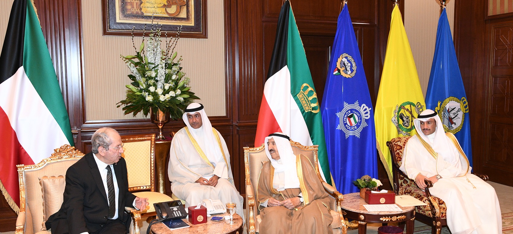 His Highness the Amir Sheikh Sabah Al-Ahmad Al-Jaber Al-Sabah receives Parliament Speaker Marzouq Al-Ghanim and Tunisian Assembly of the Representatives of the People Mohammad Ennaceur and his accompanying delegation