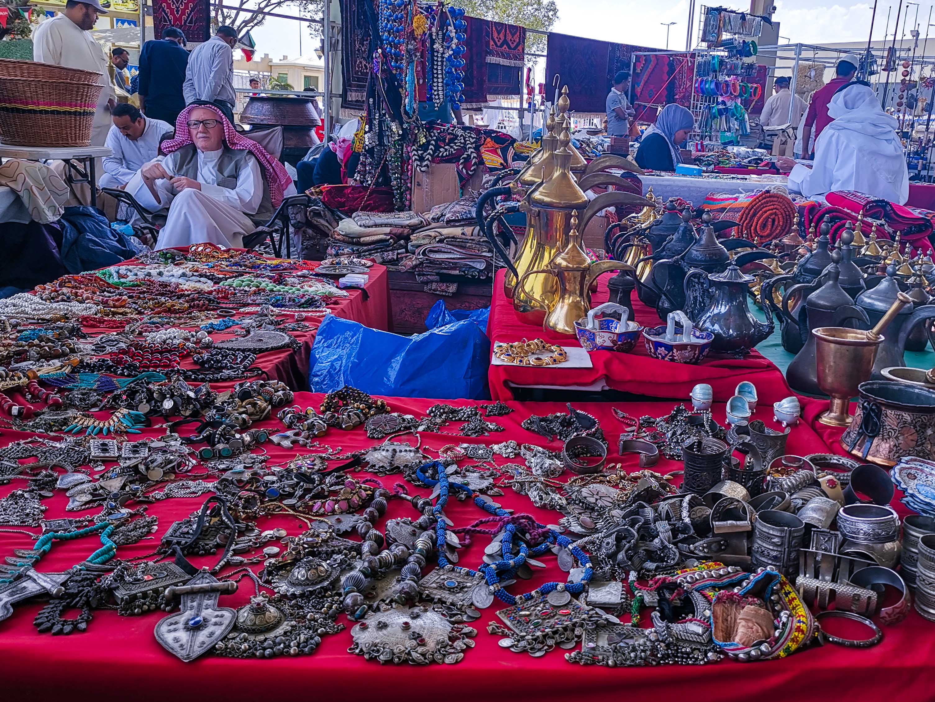 KUNA Kuwait's Friday Market features eyecatching antiquities