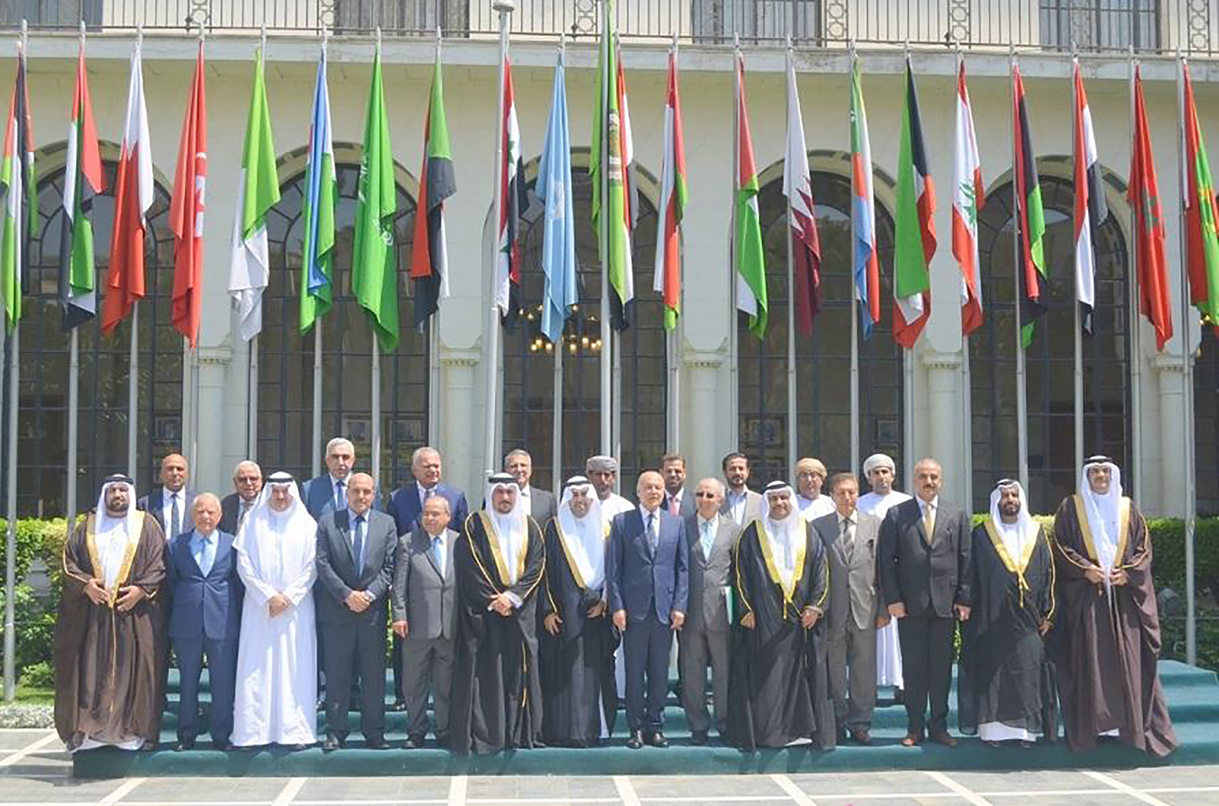 The seminar organized by the parliament at the Arab League's headquarters