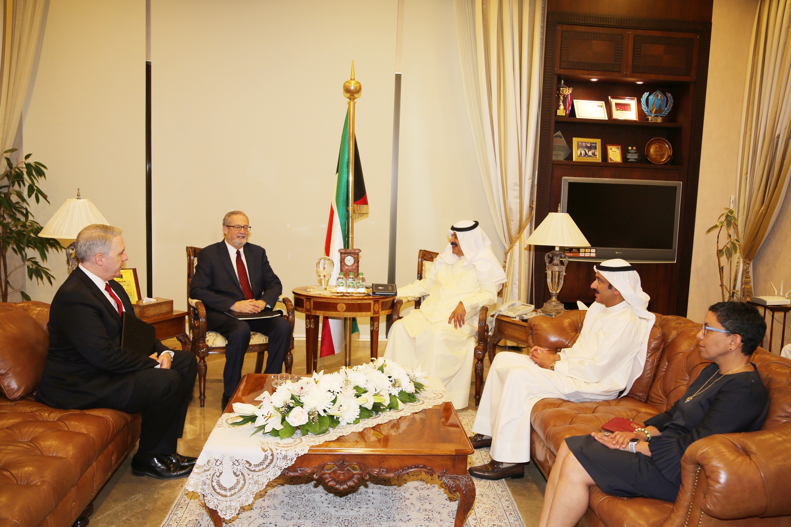Kuwaiti Deputy FM met the US Ambassador to Kuwait