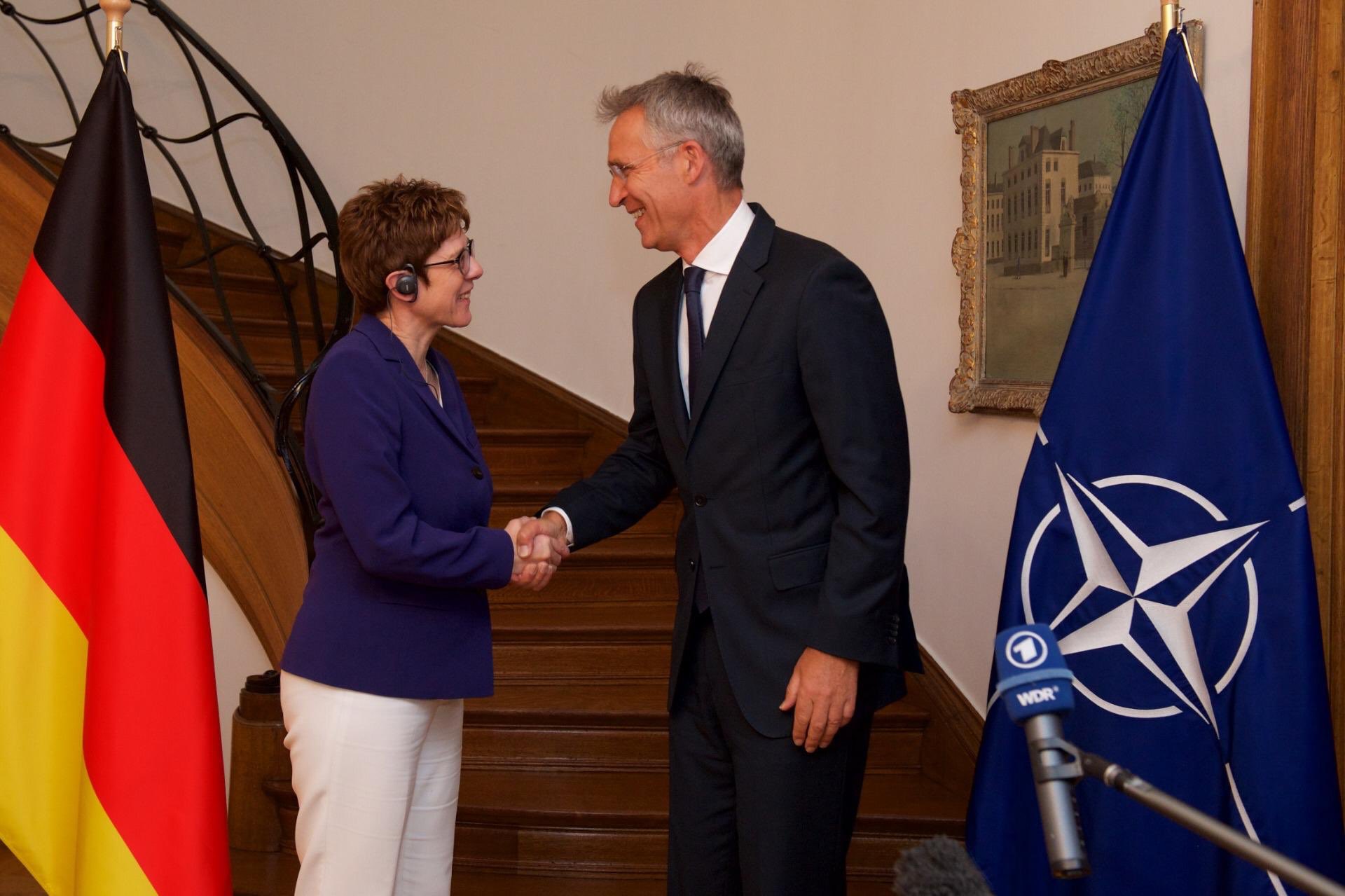 NATO Secretary General meets new German defence minister