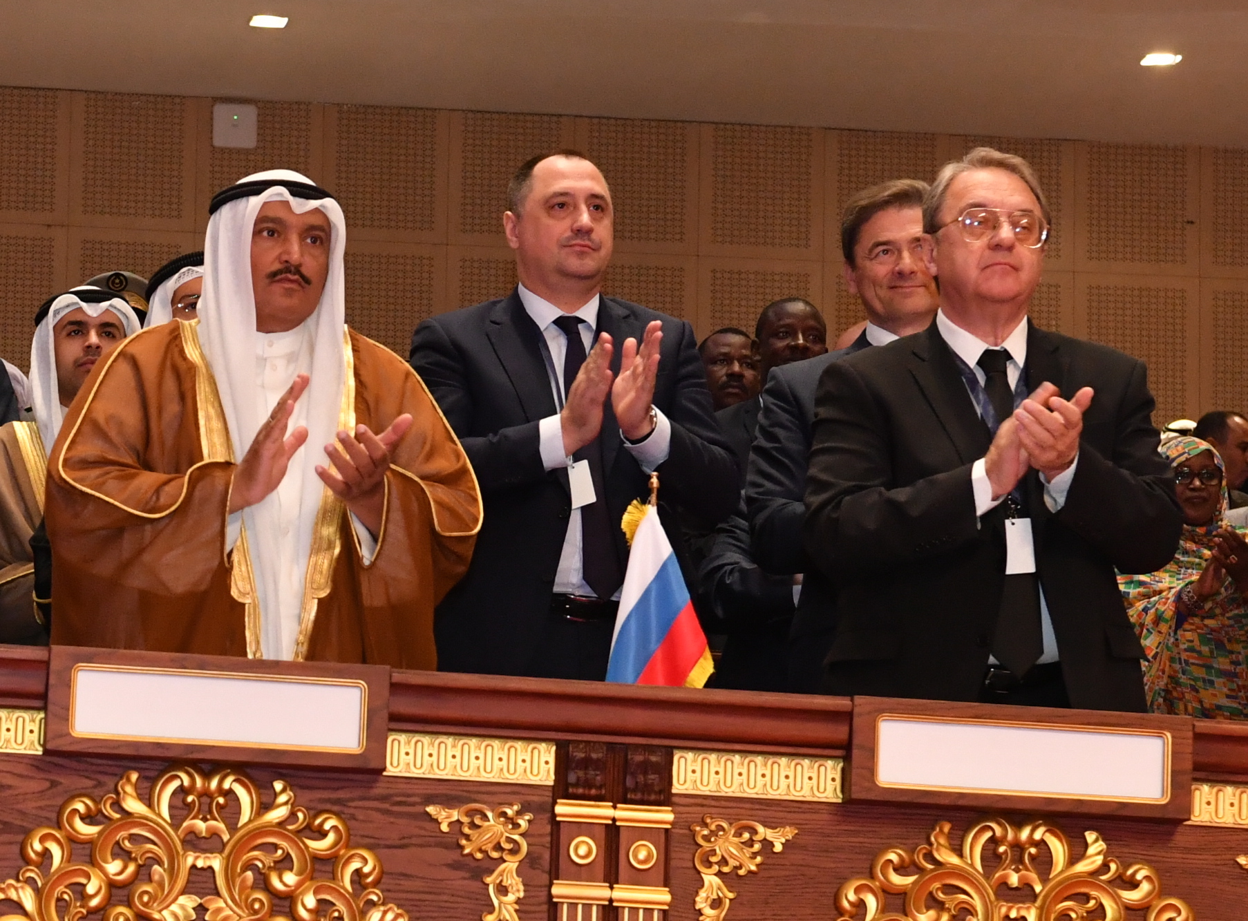 Representative of HH Amir attends inauguration of Mauritanian Pres.