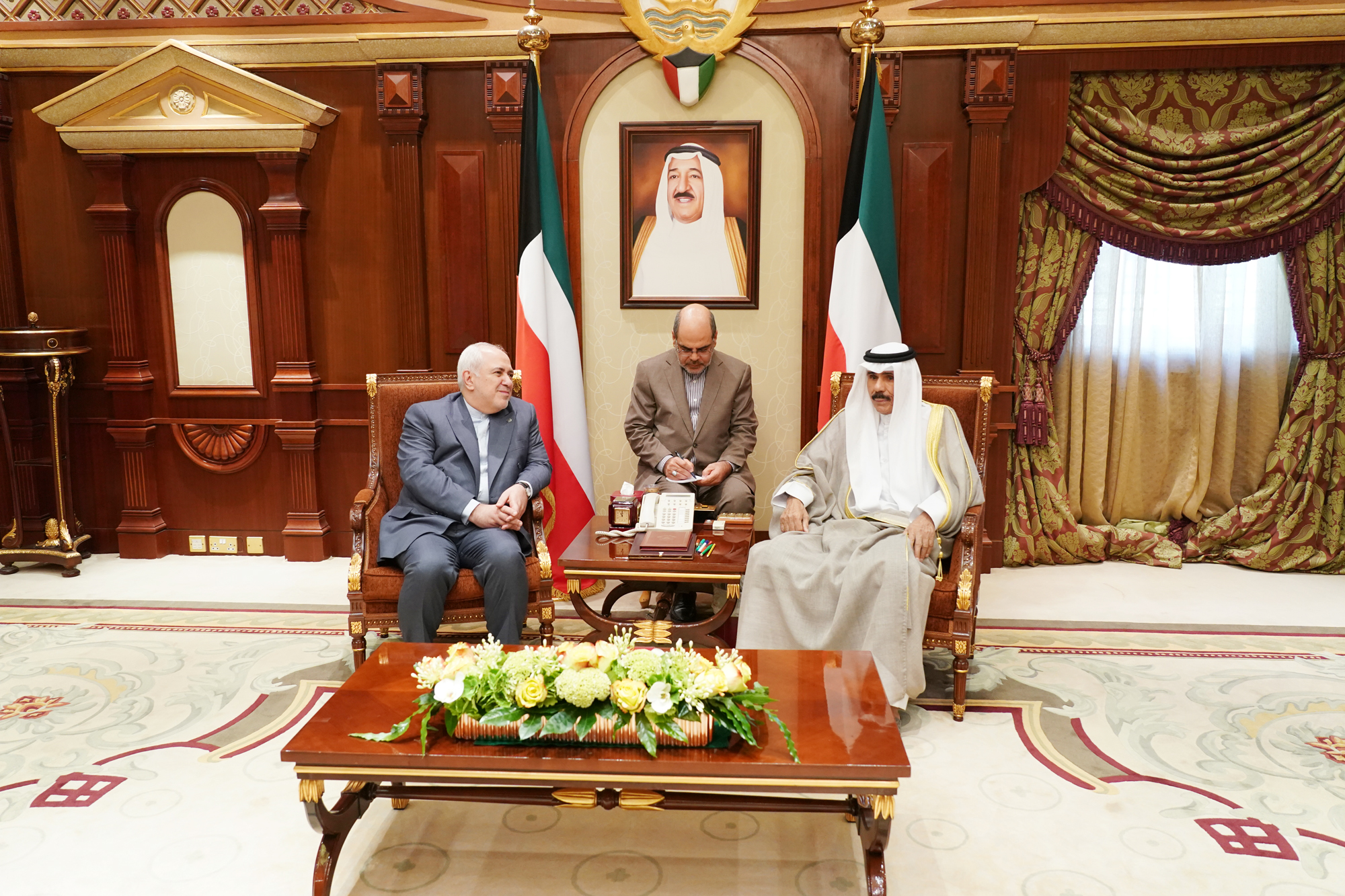H.H the CP received Iran's Foreign Minister