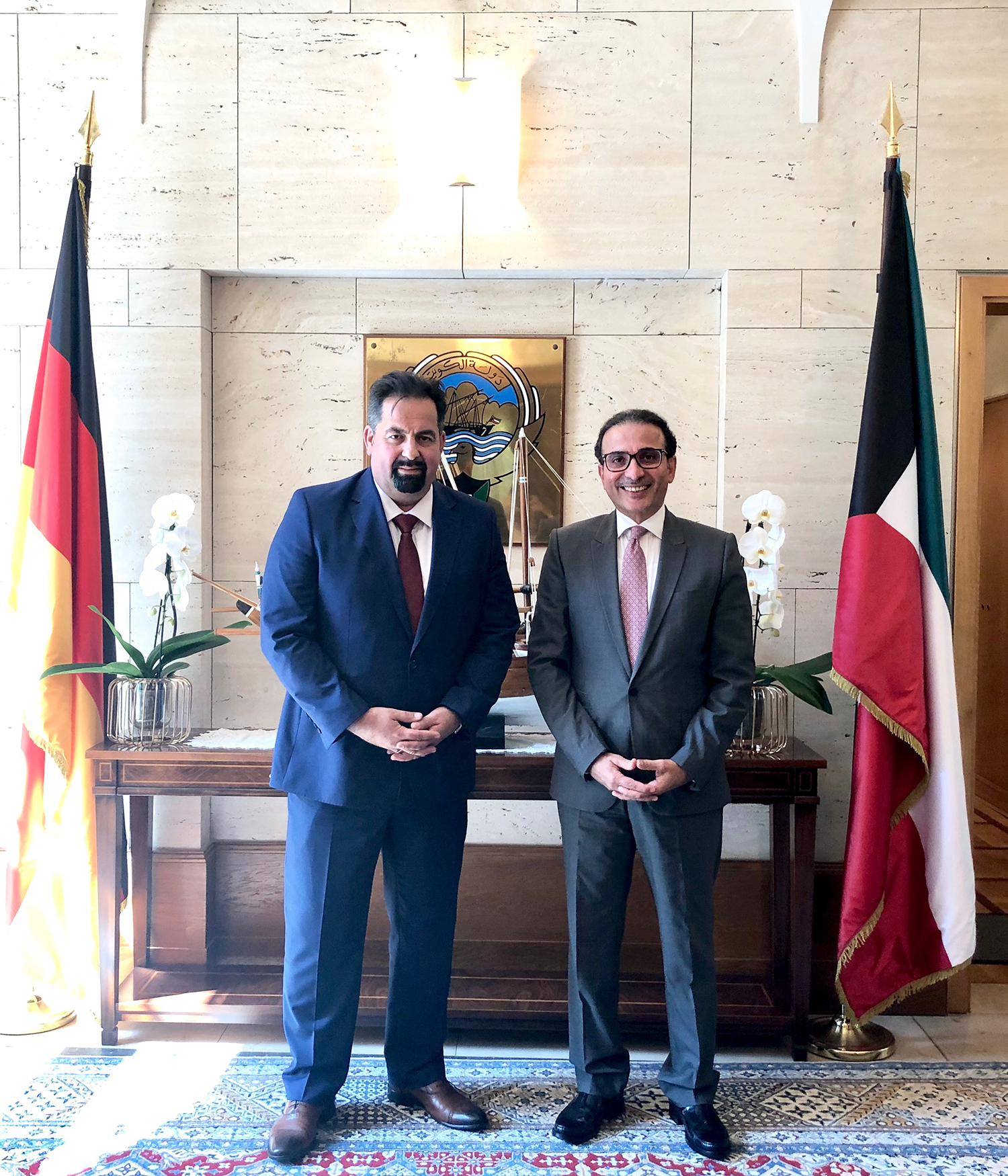 رئيس مجلس المسلمين الاعلى في ألمانيا أيمن مزيك مع السفير الكويتي لدى ألمانيا نجيب البدر