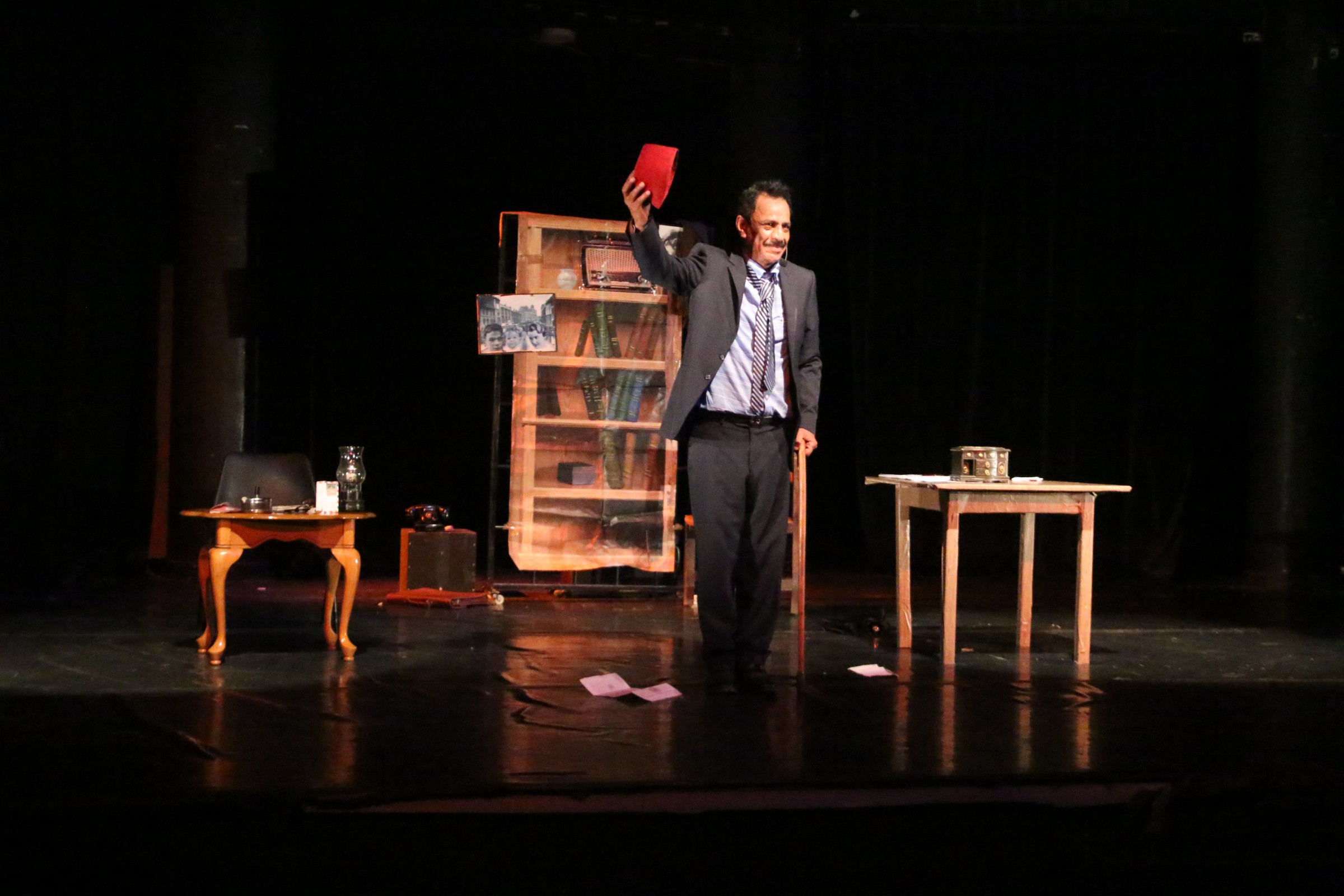 العرض المونودرامي (قصة الأمس)