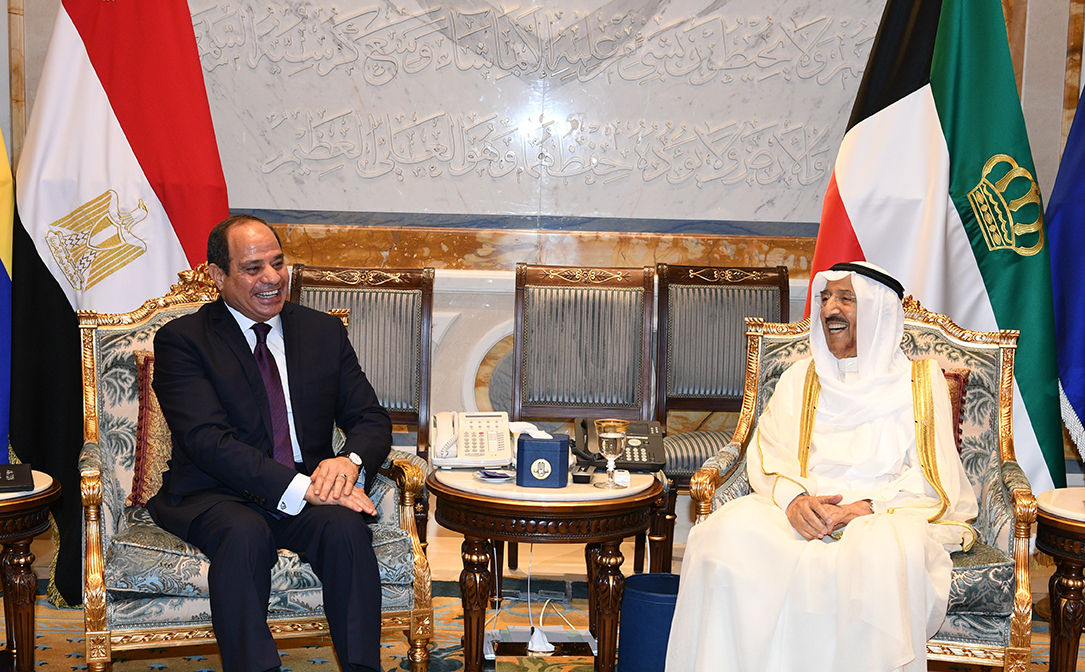 H.H the Amir at the bilateral talks wit Egypt's President
