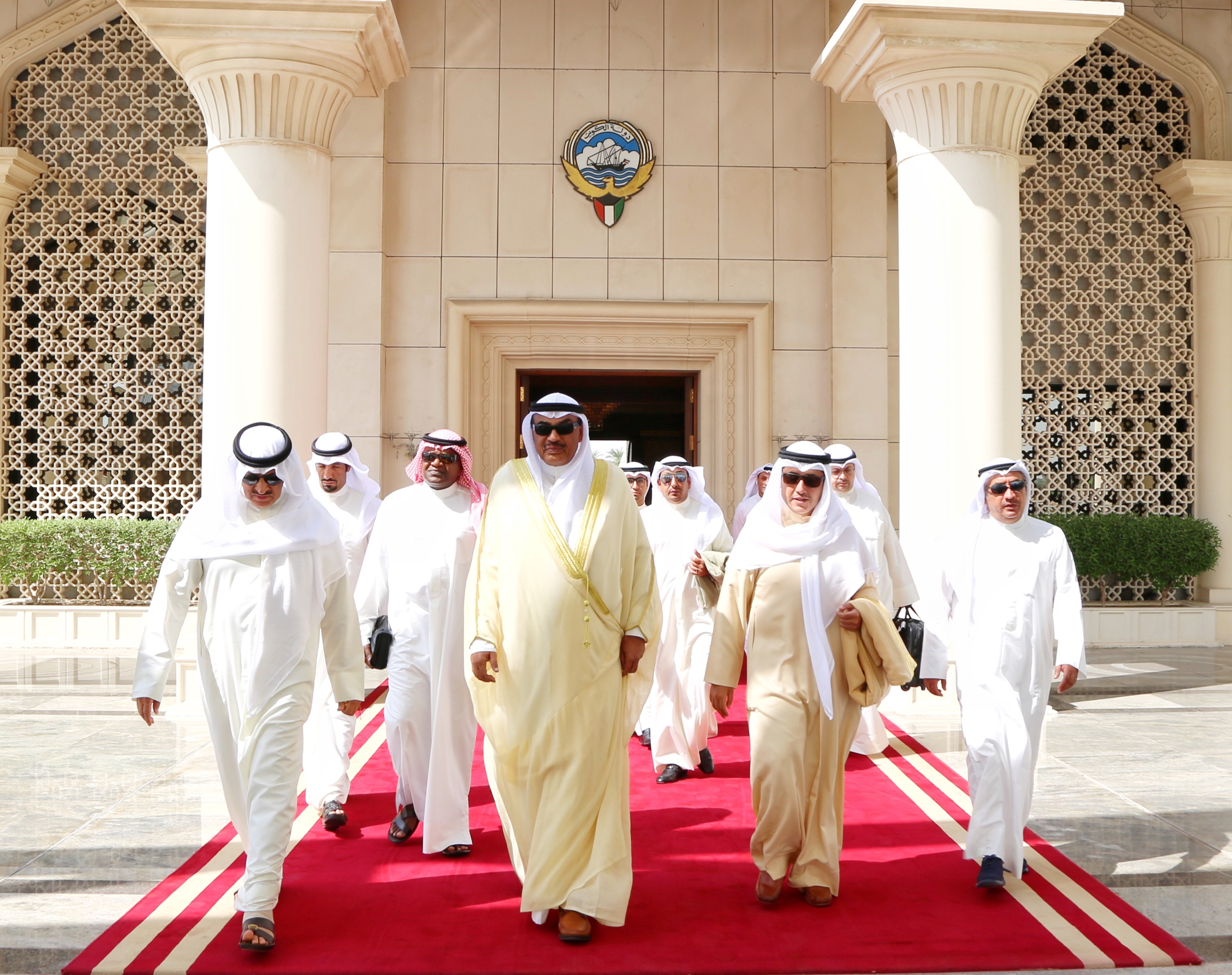 Kuwait's Deputy Prime Minister and Minister of Foreign Affairs leaves to Jeddah for OIC meeting