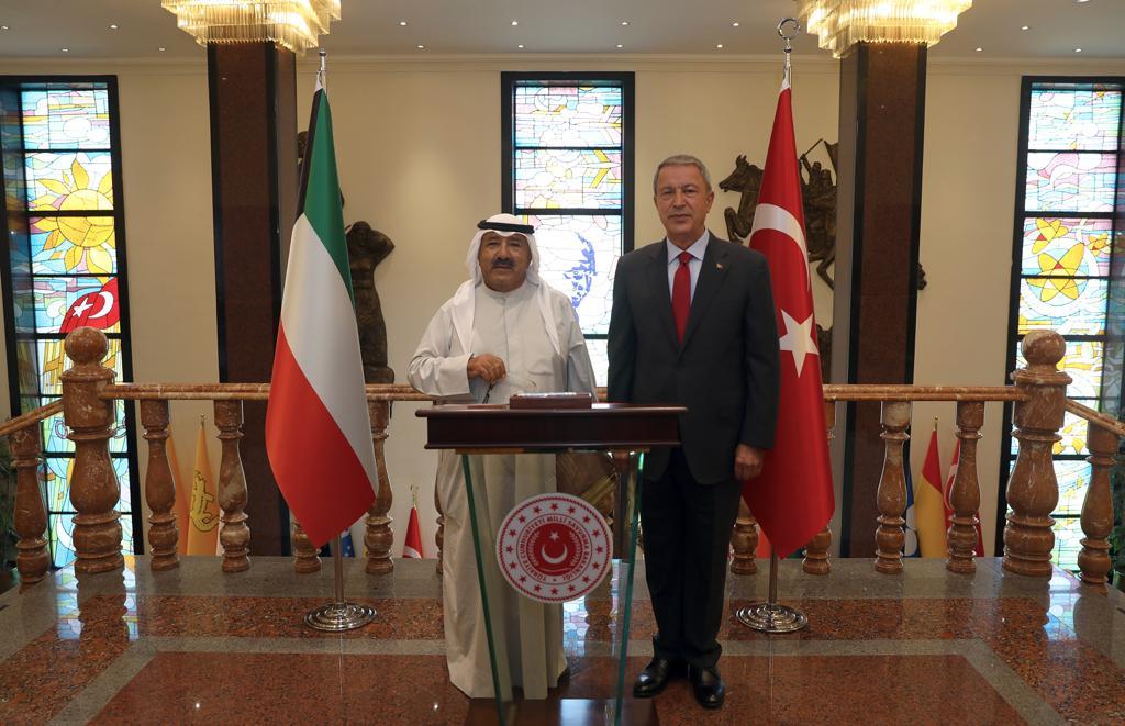 وزير الدفاع التركي يستقبل نظيره الكويتي في أنقرة