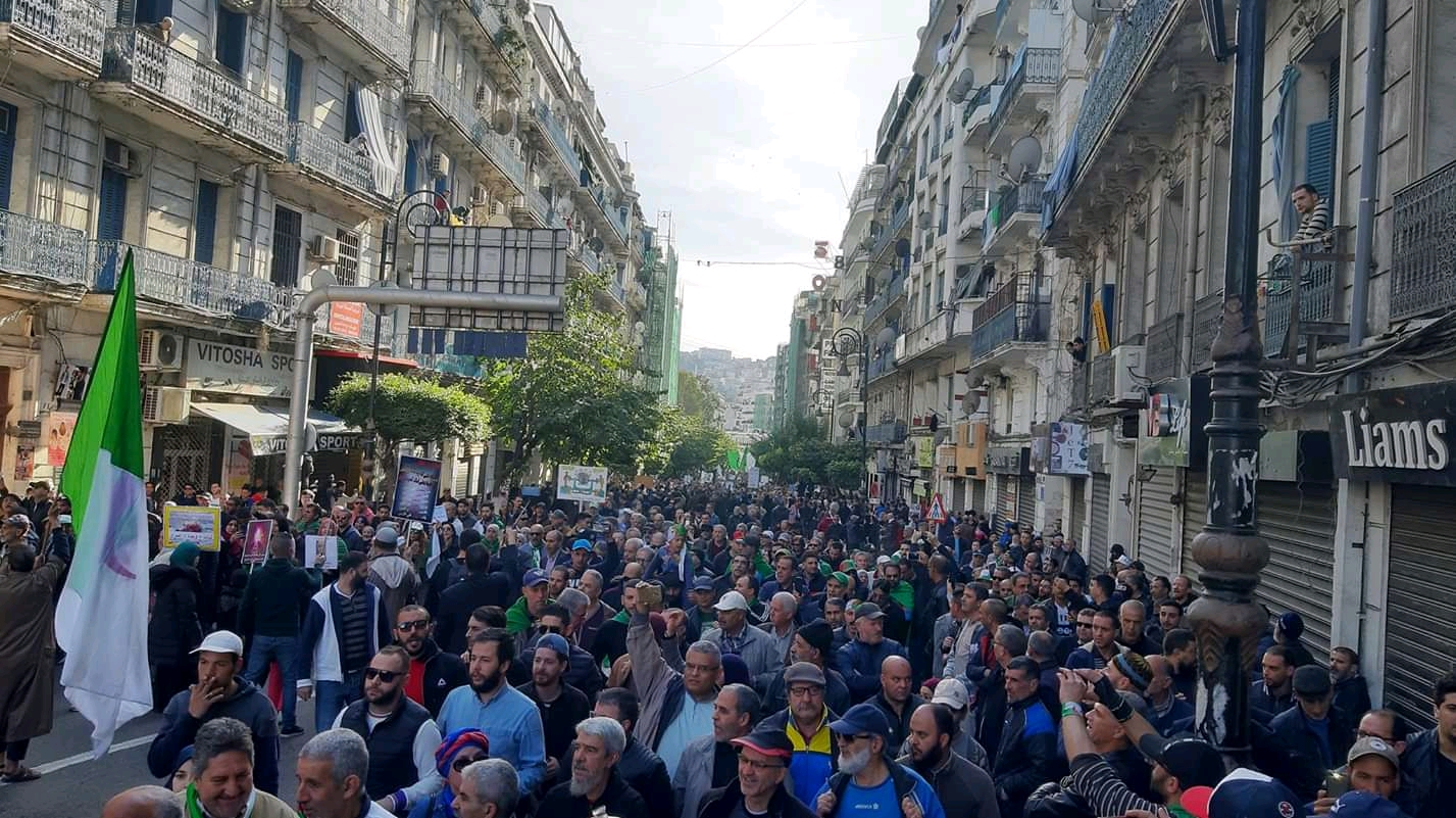Algerians demonstrate for 48th consecutive week