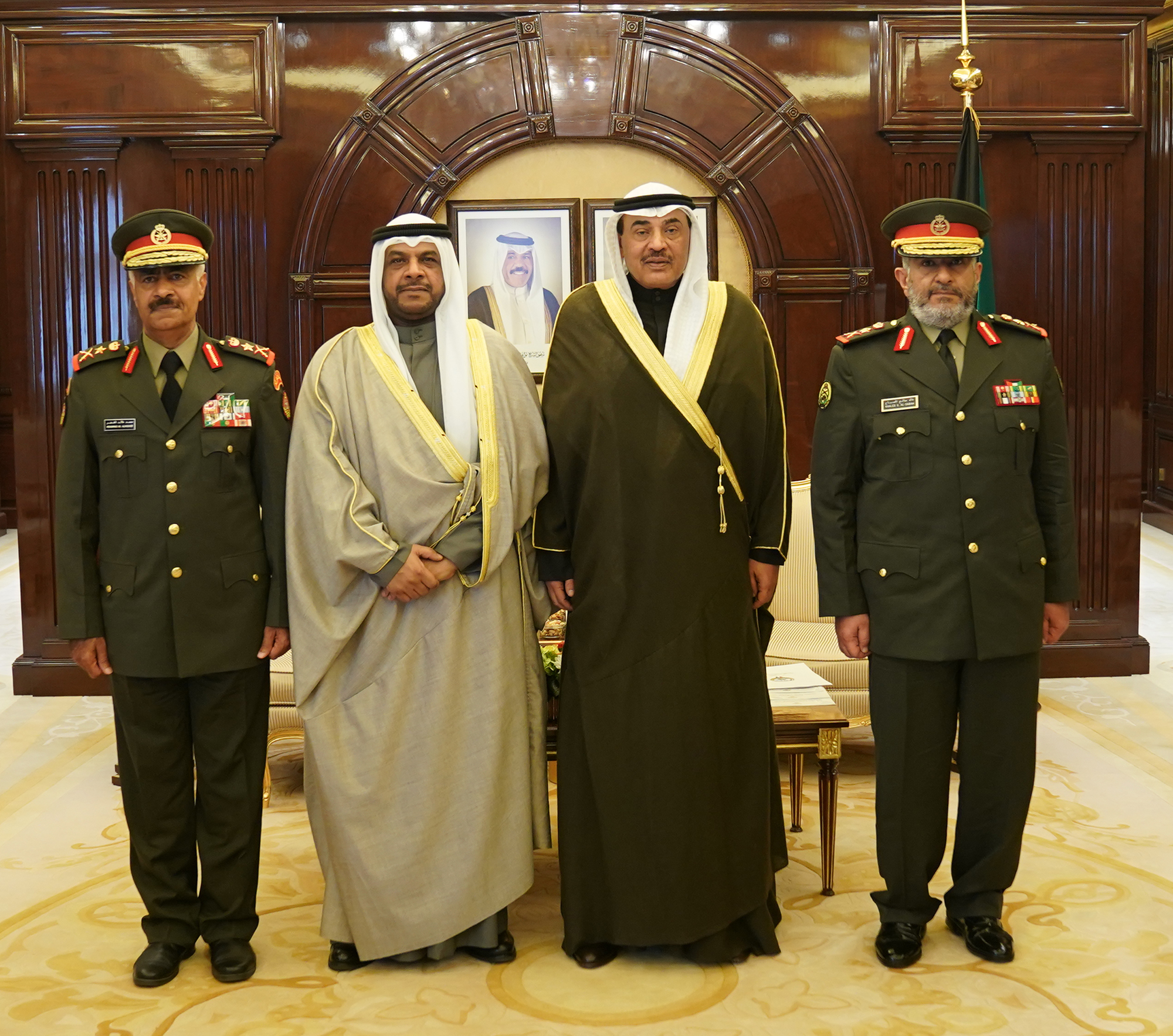 H.H  the Prime Minister received the Minister of Defense