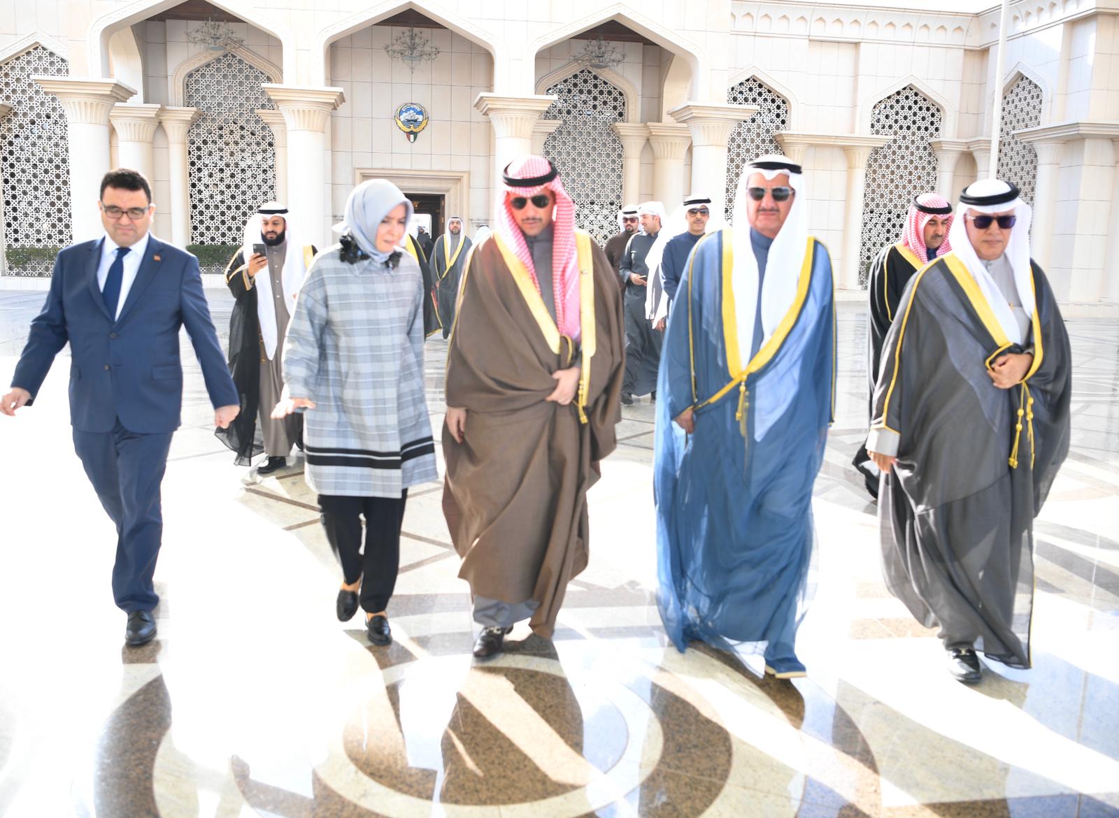 Top Kuwait lawmaker leaves for Turkey on official visit