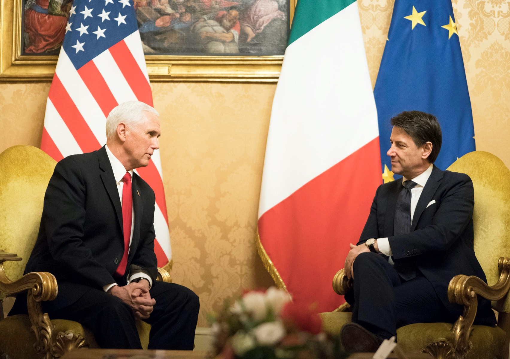 رئيس الوزراء الايطالي مع نائب الرئيس الامريكي