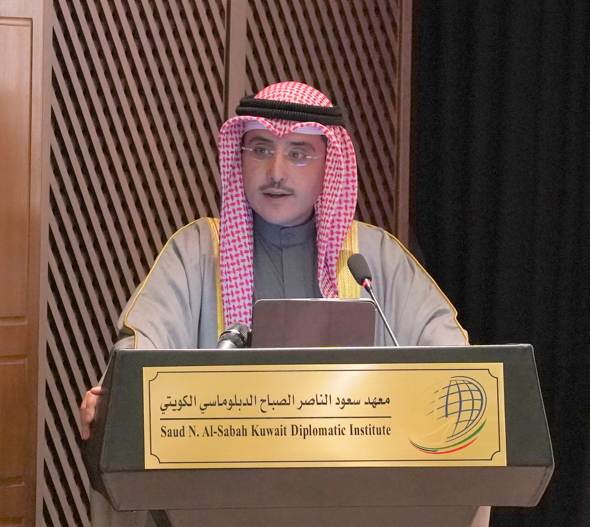 Kuwaiti FM Sheikh Dr. Ahmad Nasser Al-Mohammad addresses the symposium