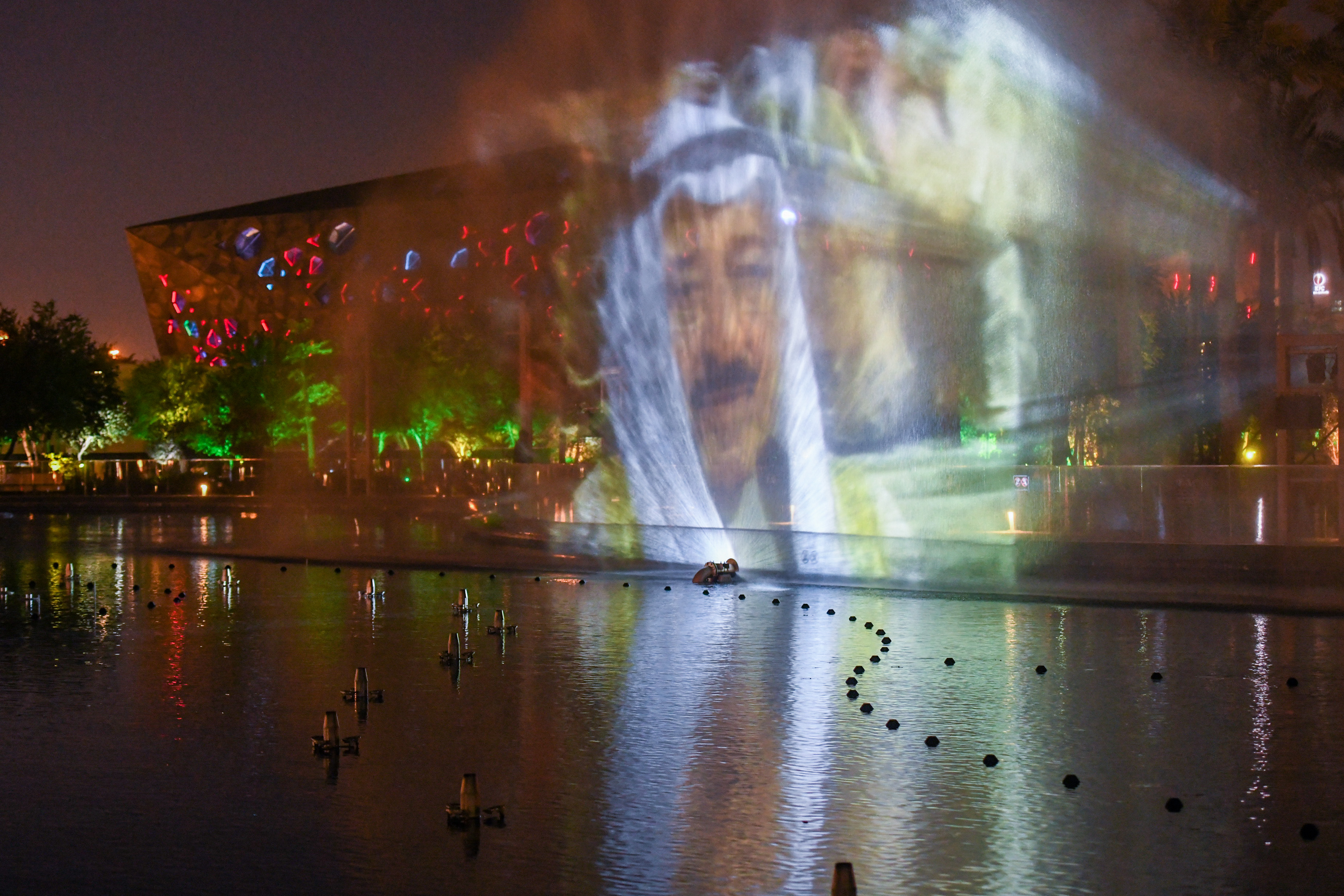 عرض صورة سمو امير البلاد