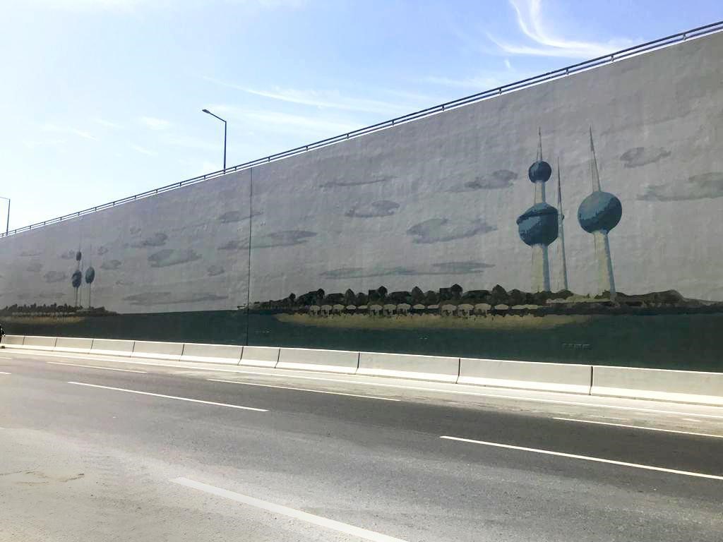 Paintings of Kuwait landmarks embellish key road in Qatar