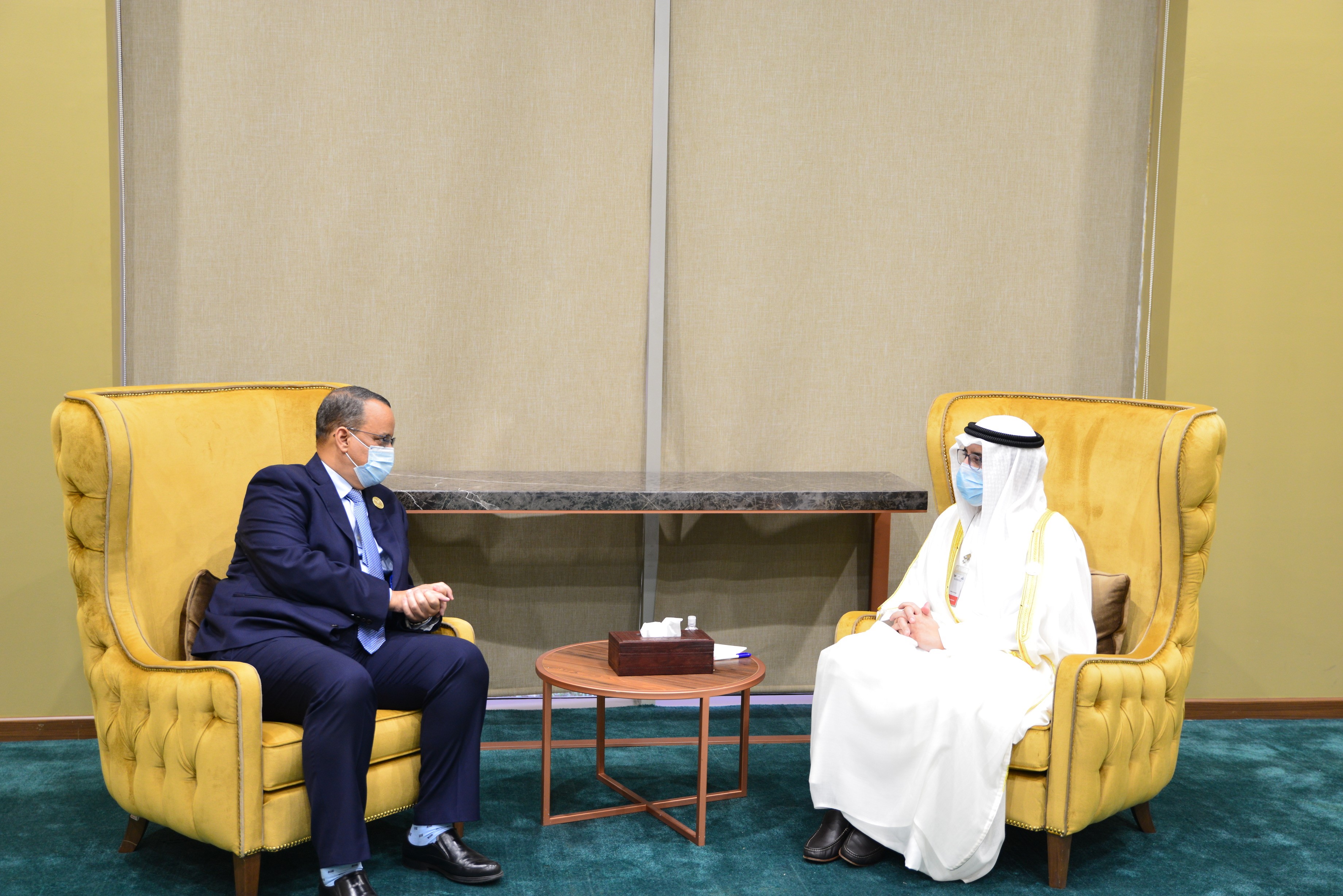 وزير الخارجية الكويتي يلتقي في النيجر نظيره الموريتاني
