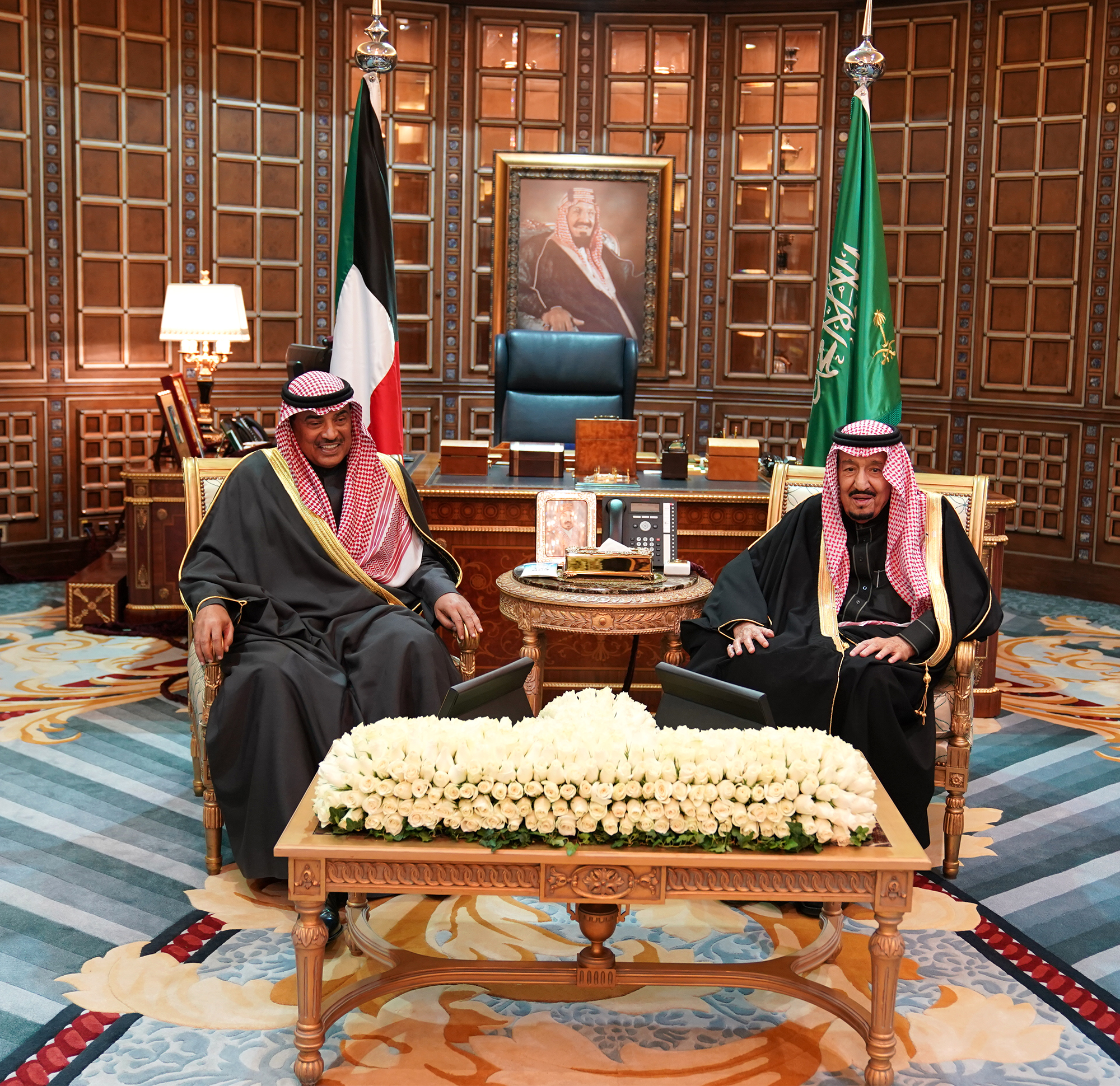 خادم الحرمين الشريفين يستقبل سمو رئيس مجلس الوزراء