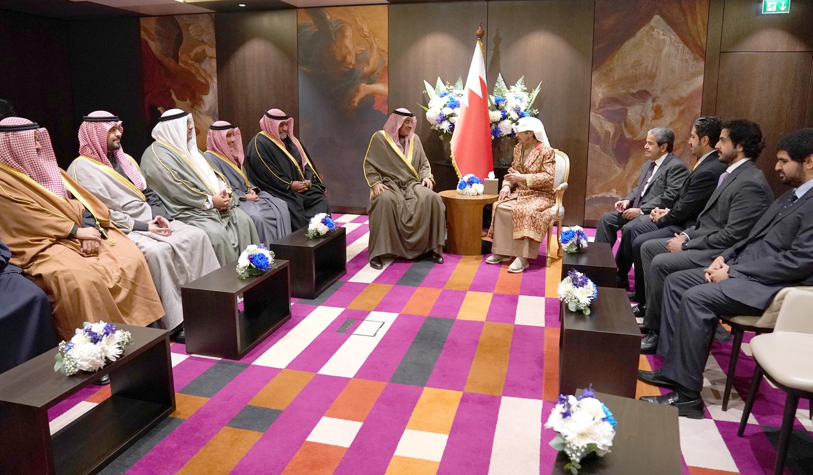 رئيس الوزراء البحريني يستقبل سمو رئيس مجلس الوزراء