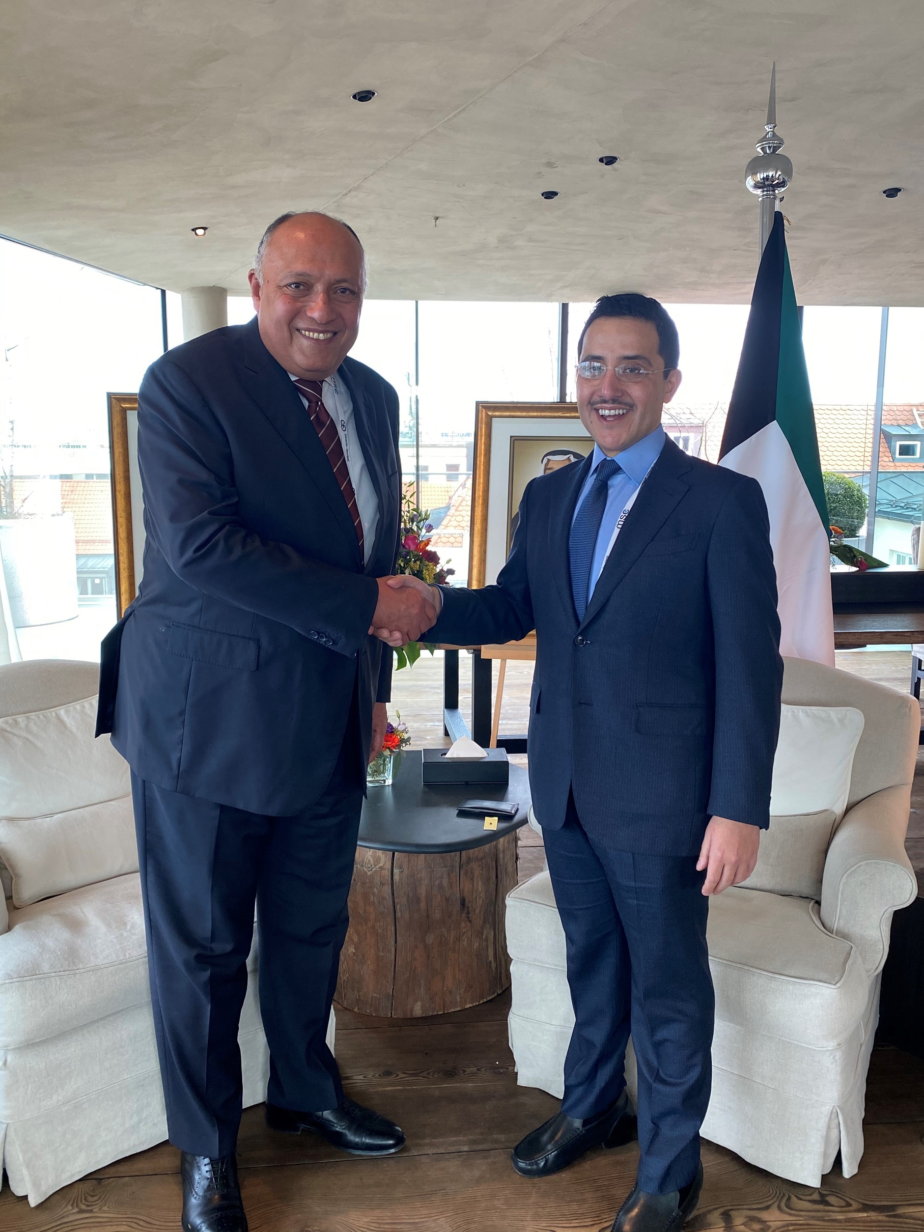 Minister of Foreign Affairs meets his Egyptian counterpart