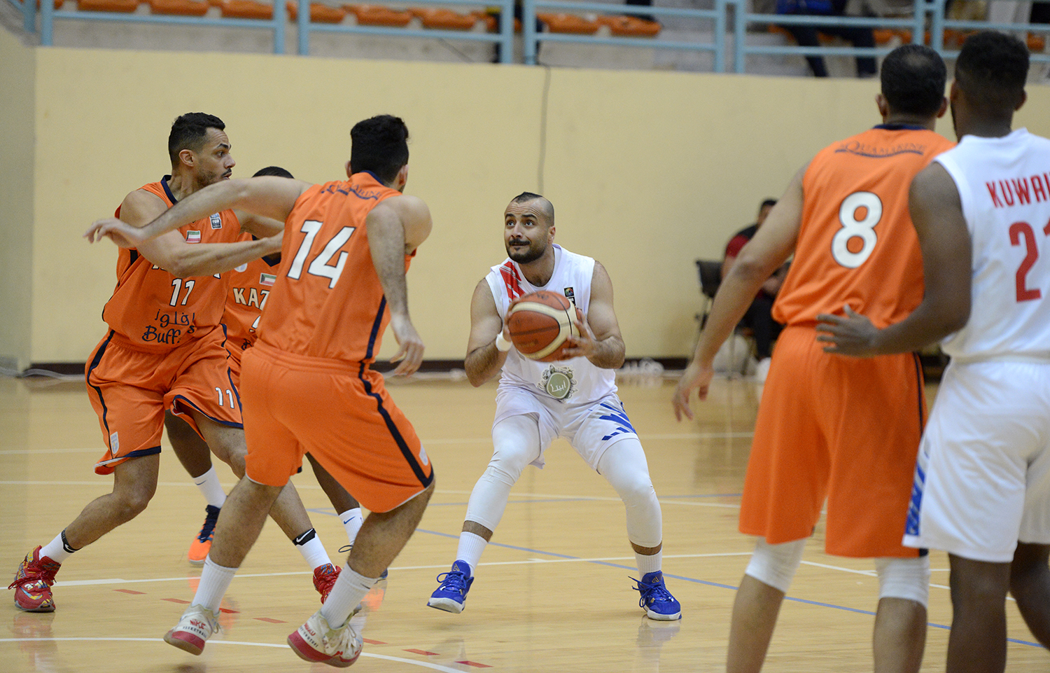 كونا Kuwait SC win 58th basketball league trophy