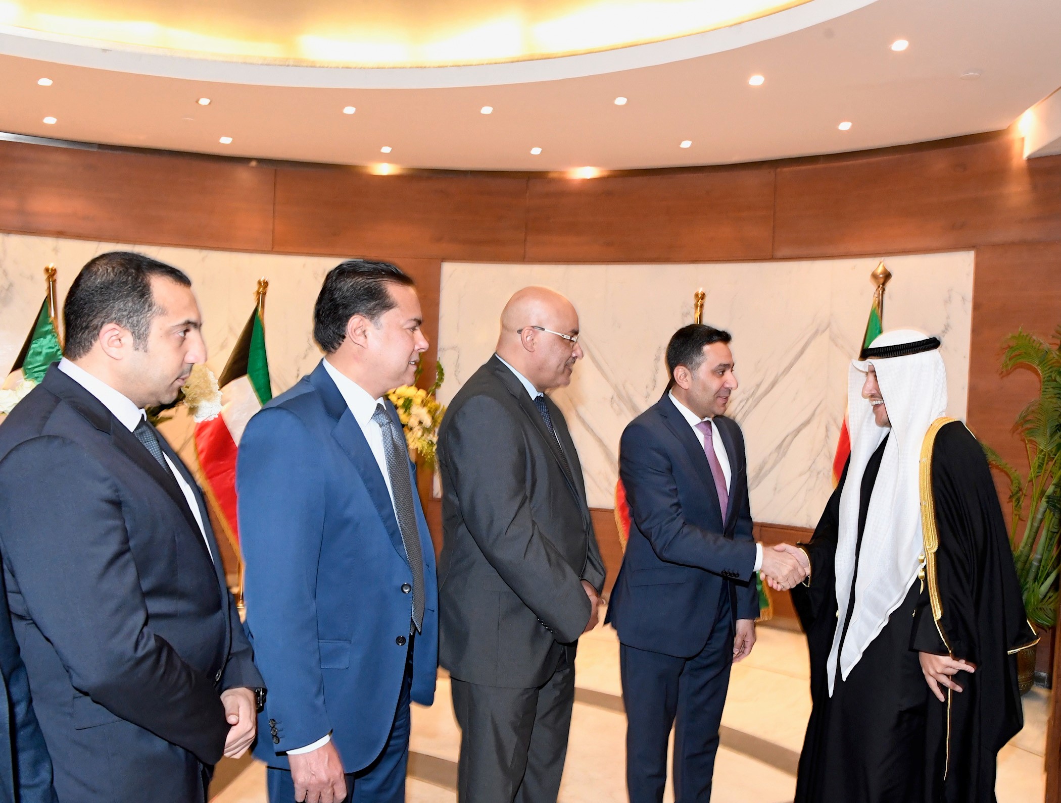 كونا Sheikh Dr. Ahmad meets Kuwait diplomatic mission in Egypt