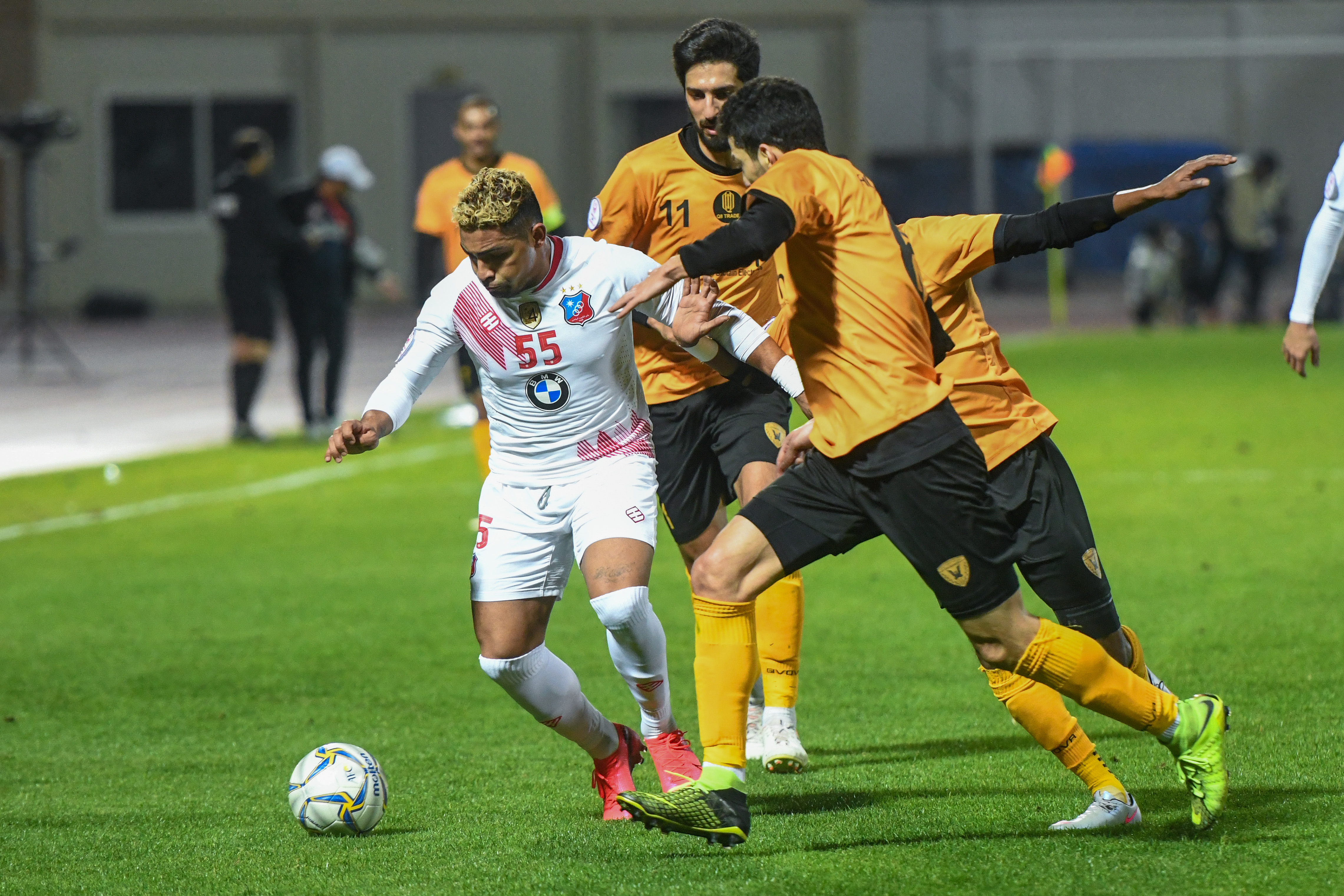 The match between Kuwait SC and Al-Qadsia