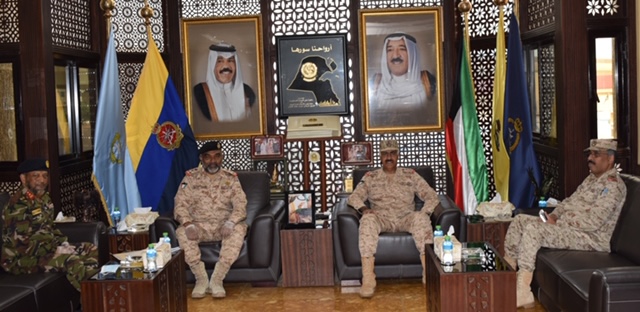 Kuwait, Bangladesh top brass discuss issues of joint interest