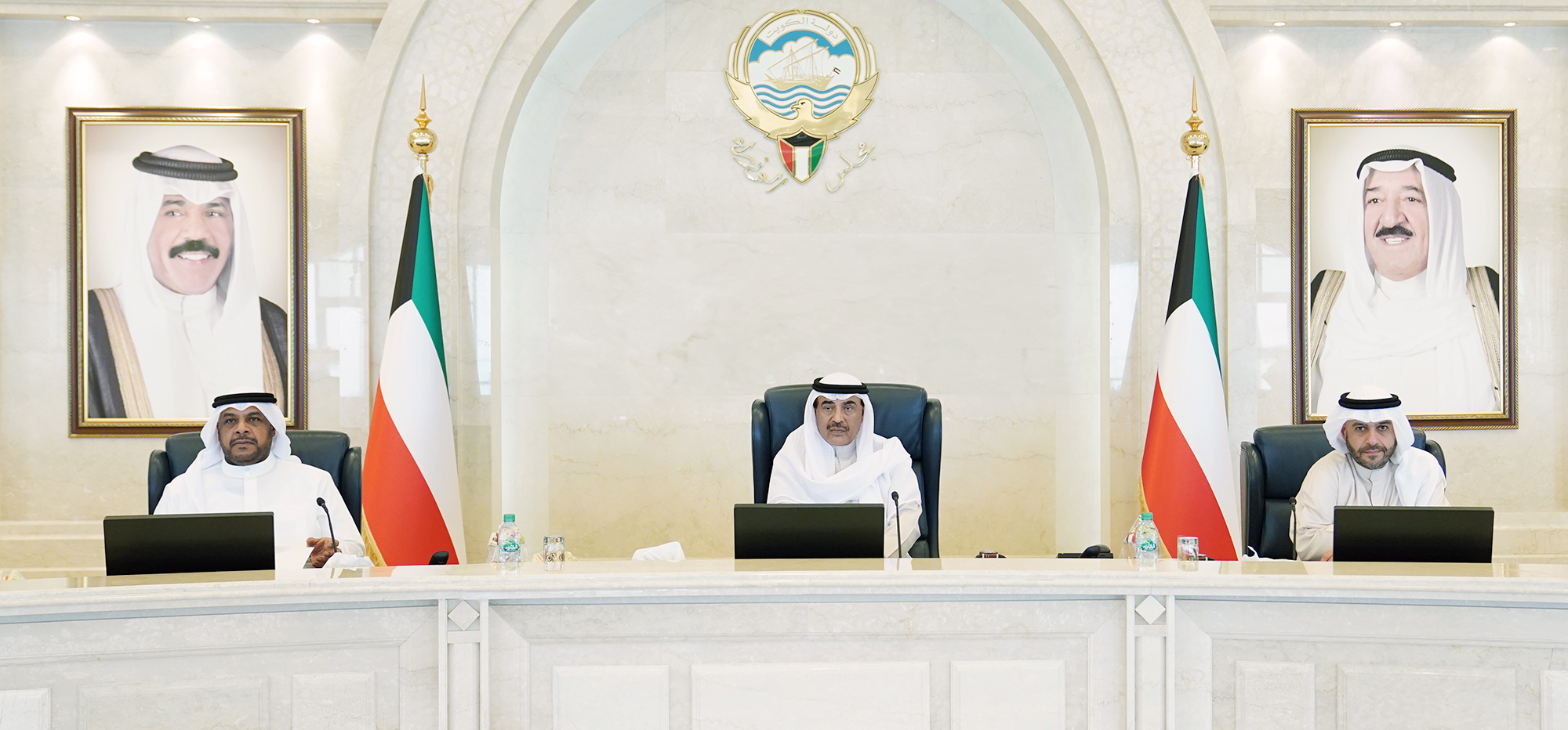 His Highness the Prime Minister Sheikh Sabah Khaled Al-Hamad Al-Sabah heads the extraordinary meeting 