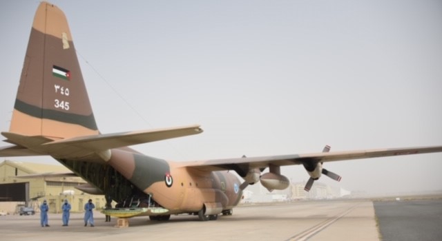 طائرة سلاح الجو الملكي الأردني اليوم المحملة بالأطقم والمعدات الطبية