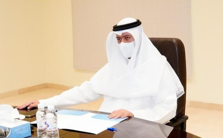 الوزير فهد العفاسي خلال اجتماعه بمدراء مساجد المحافظات الست