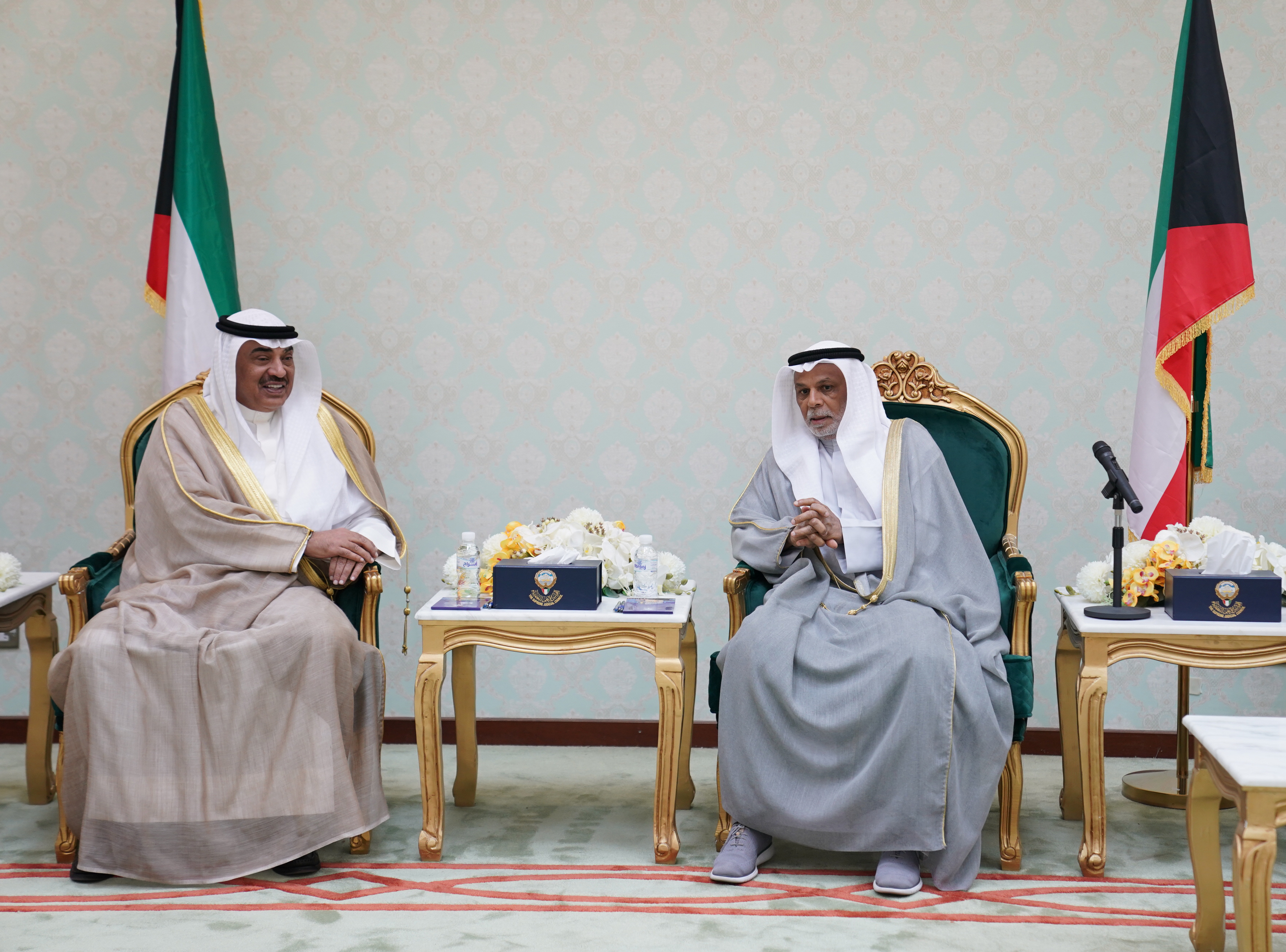 سمو الشيخ صباح خالد الحمد الصباح رئيس مجلس الوزراء اثناء زيارته لرئيس المجلس الأعلى للقضاء