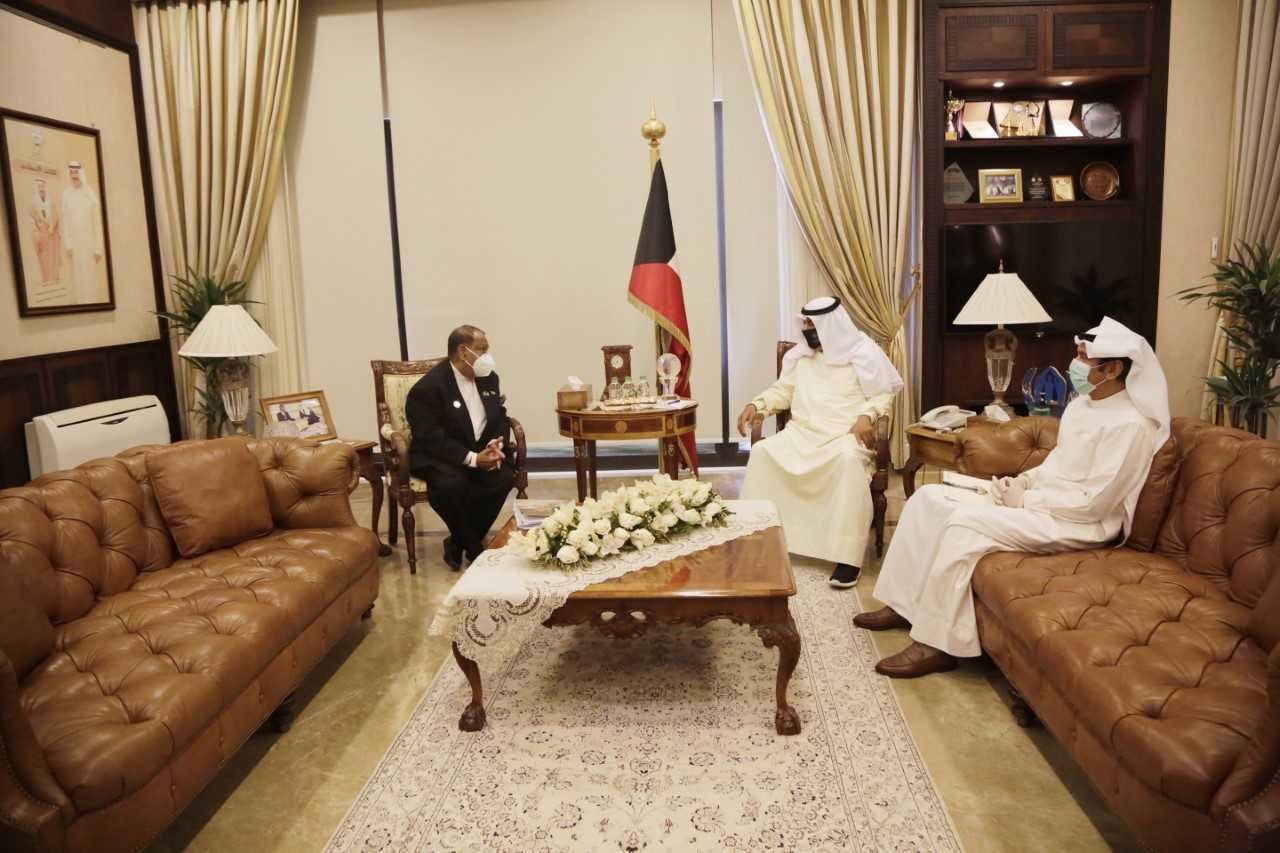 نائب وزير الخارجية خالد الجارالله يلتقي سفير (غايانا التعاونية)
