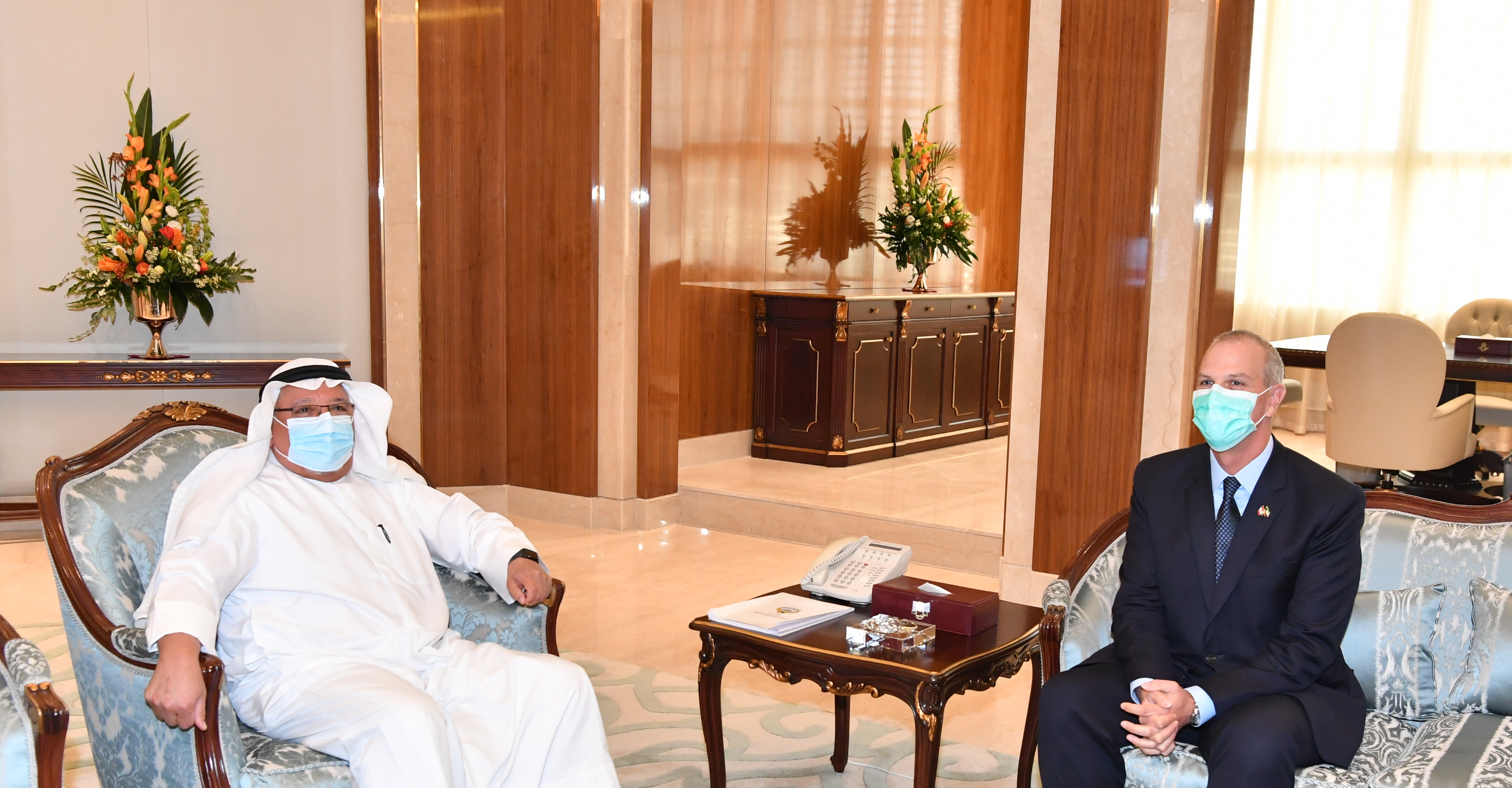 Minister of Amiri Diwan received Canadian Ambassador