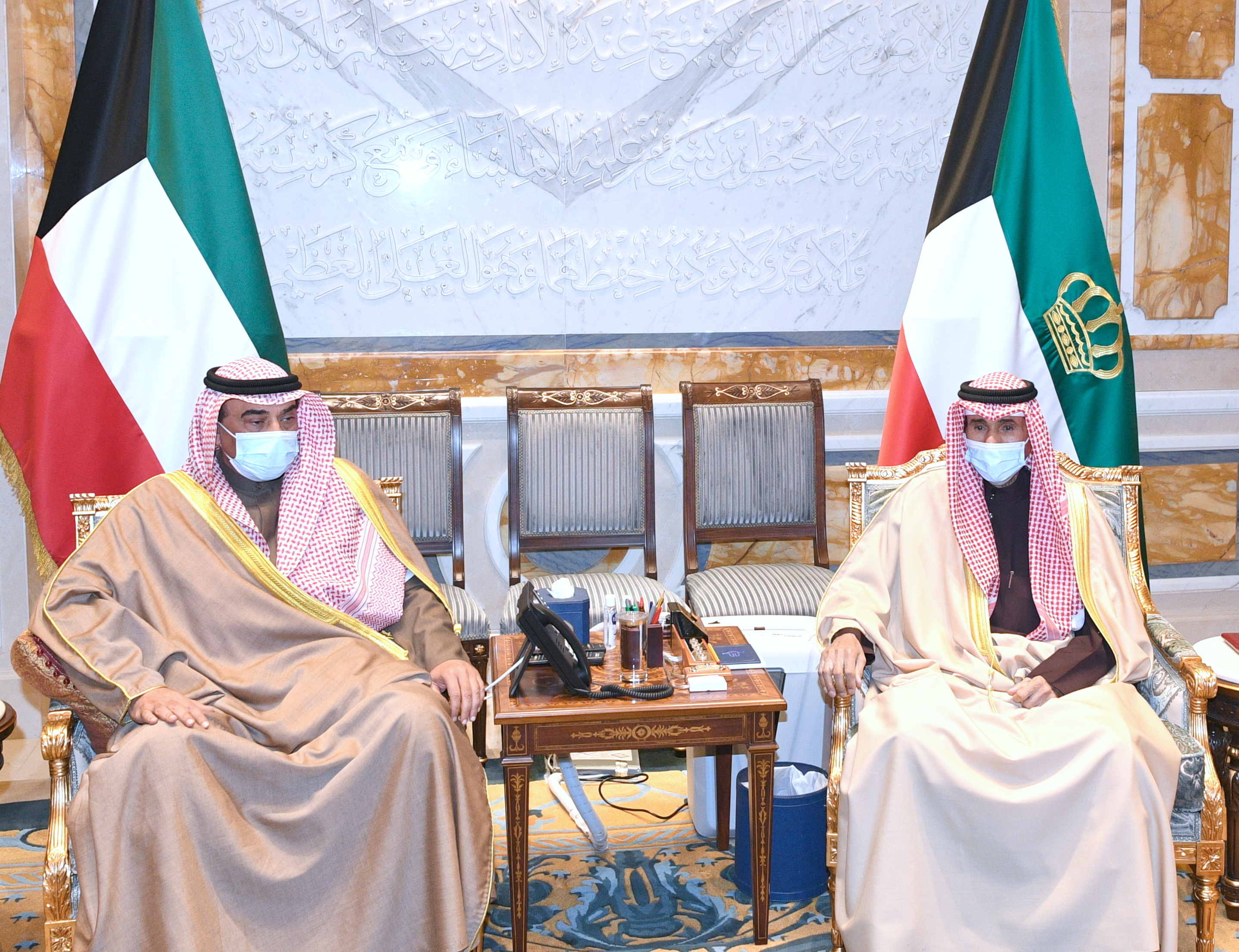 HH the Amir received HH  the Prime Minister