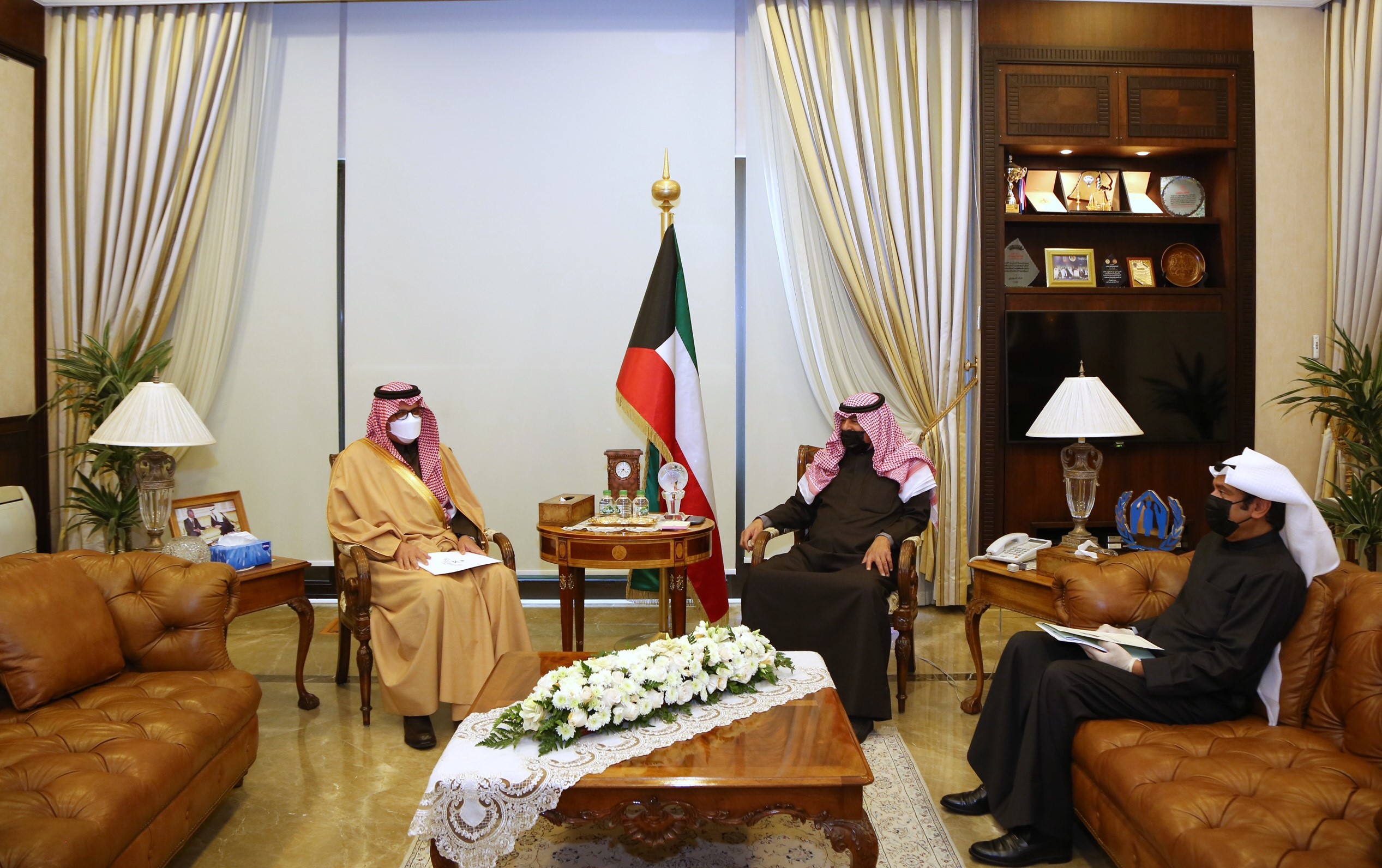 Kuwait Deputy Foreign Minister meets Saudi Ambassador