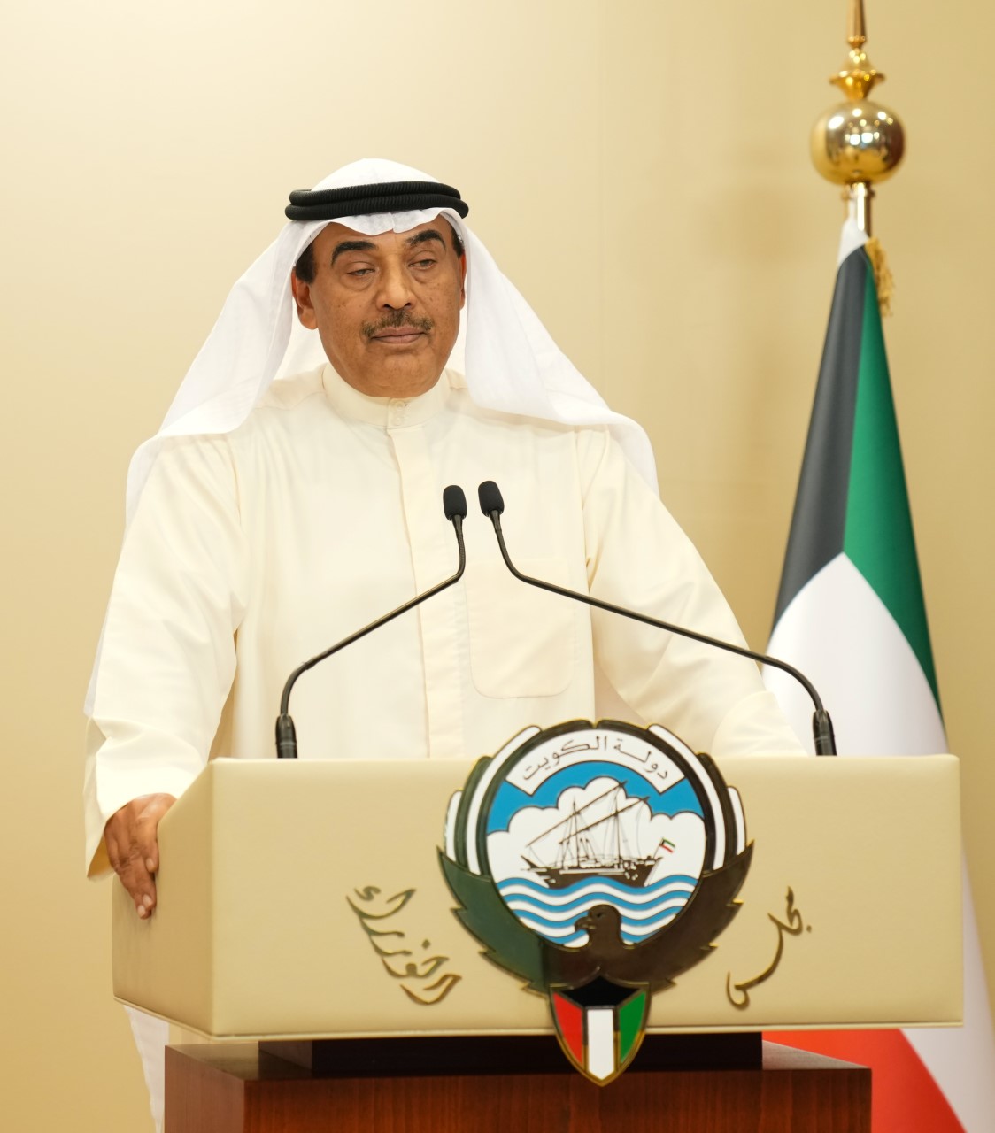 سمو الشيخ صباح خالد الحمد الصباح رئيس مجلس الوزراء متحدثا خلال المؤتمر الصحفي