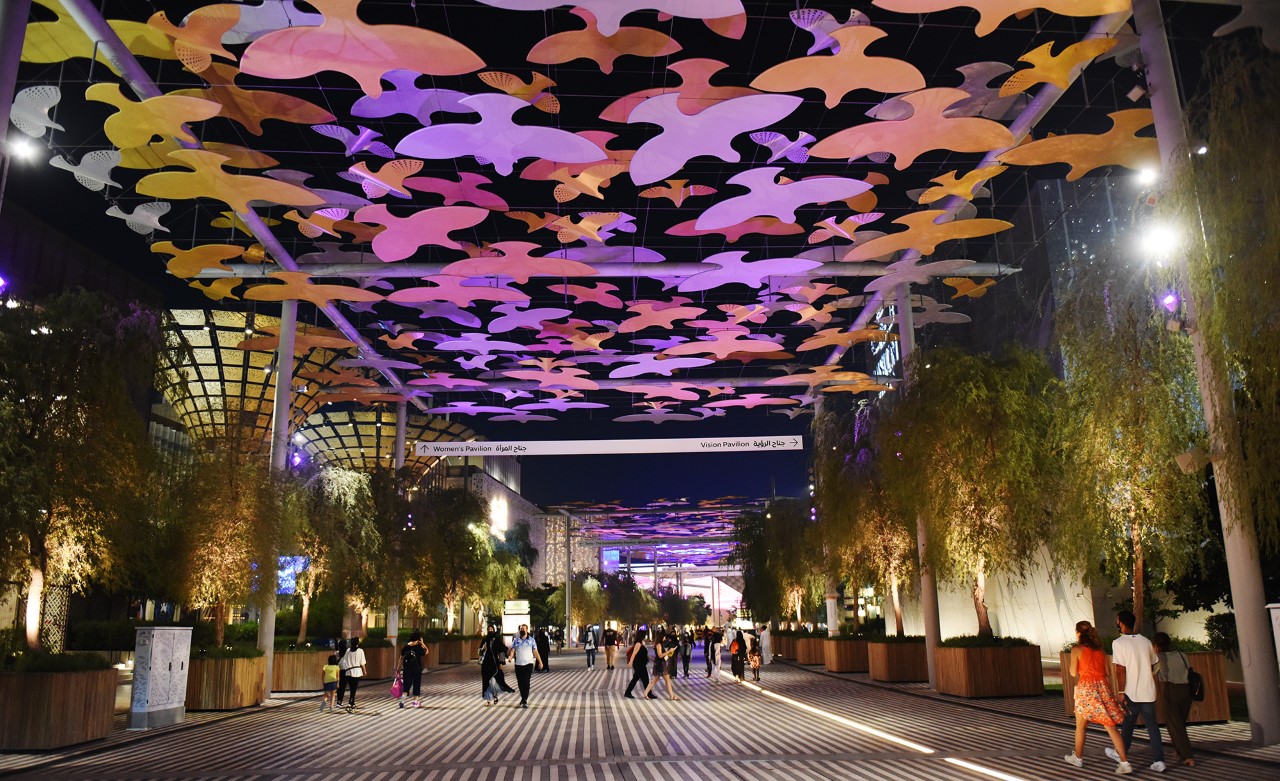 الاجواء الليلية في ( اكسبو دبي 2020)
