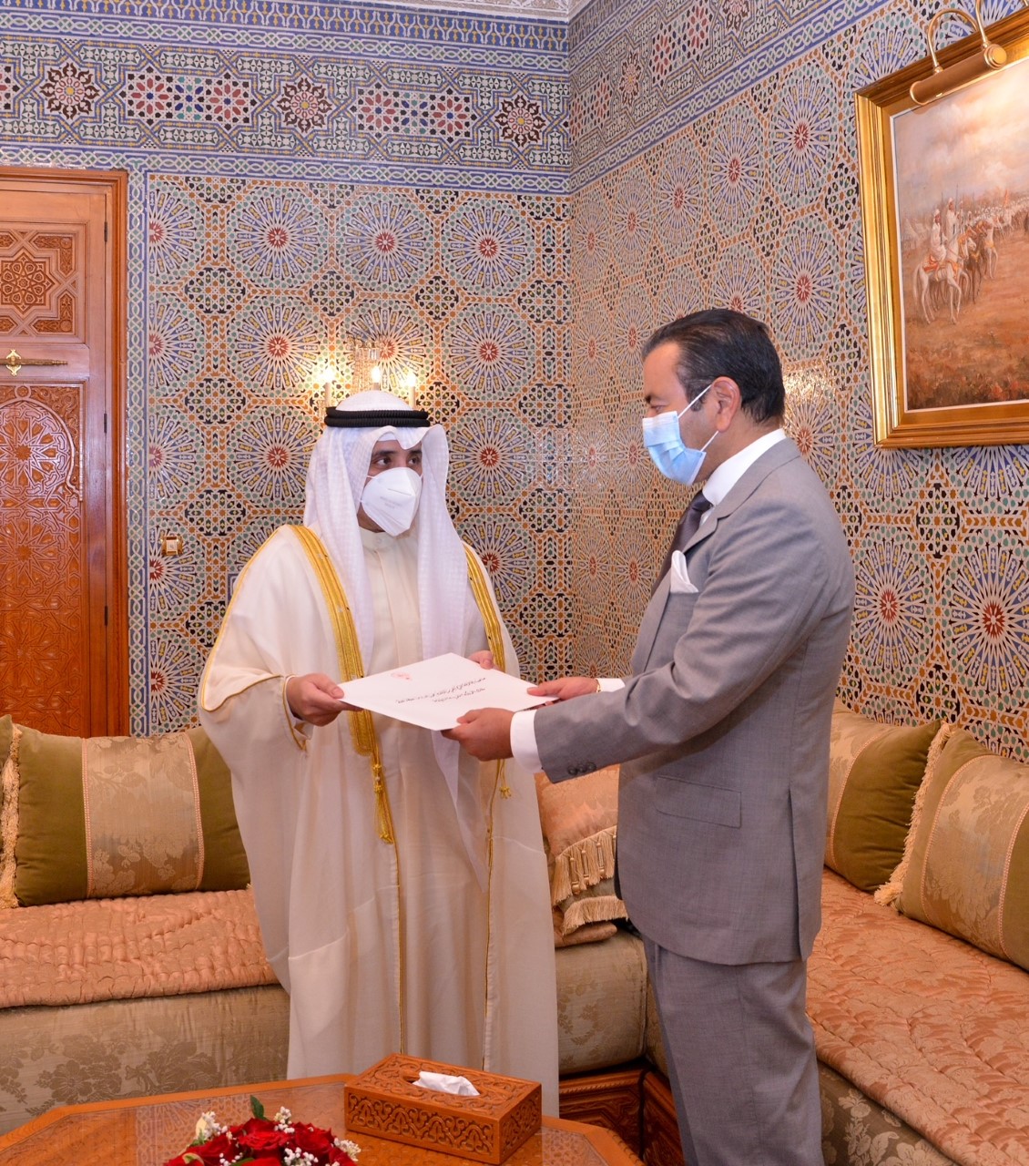 وزير الخارجية يسلم الرسالة إلى الأمير مولاي رشيد بن الحسن الثاني