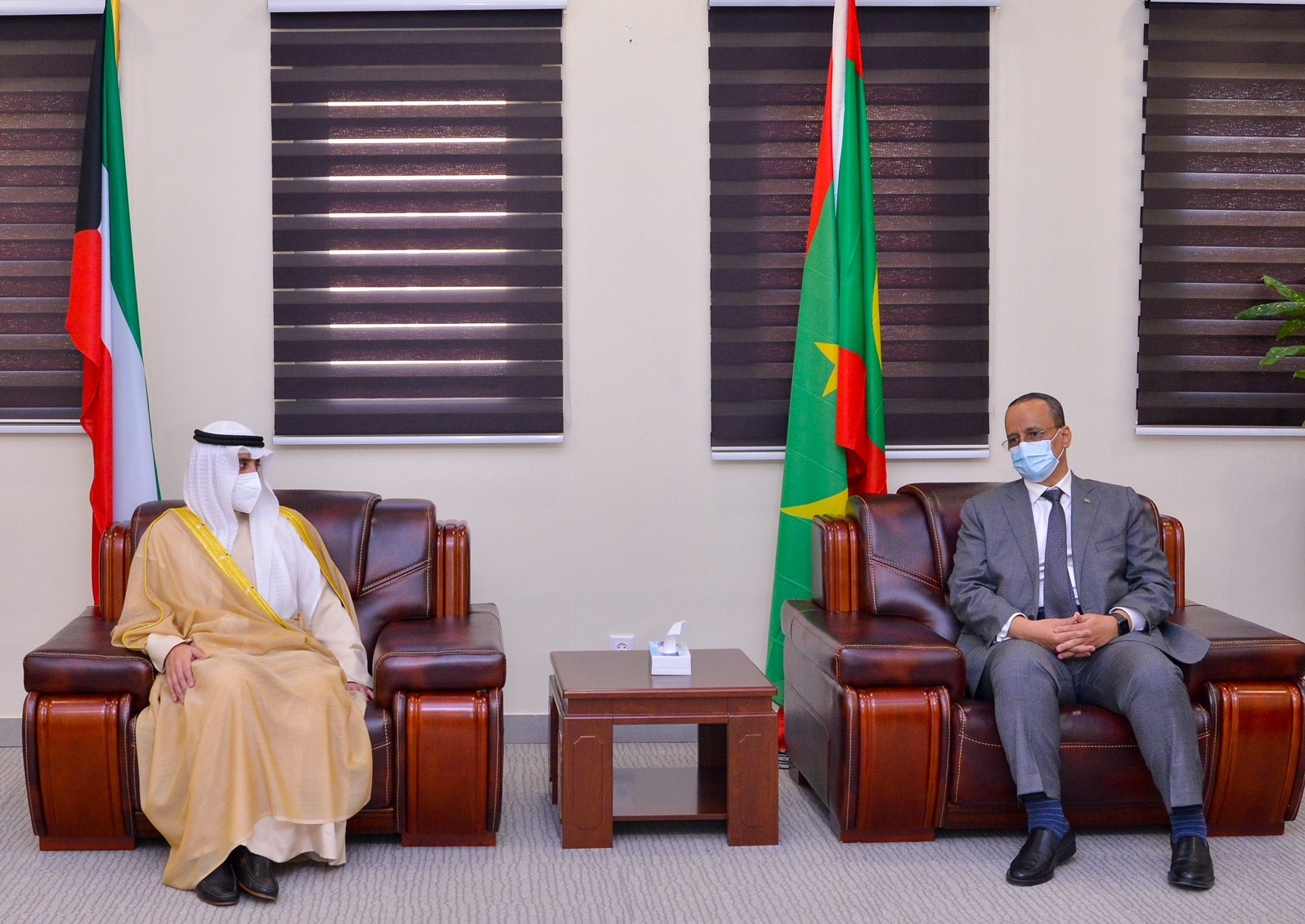 Kuwait's Foreign Minister meets with Mauritania counterpart