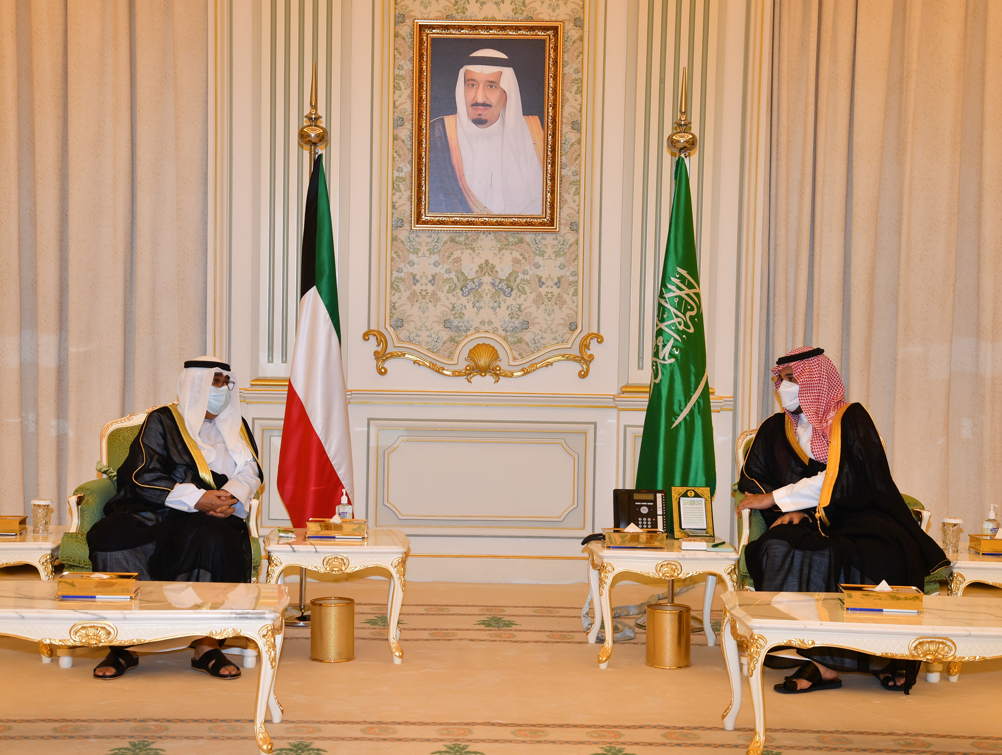 Kuwait, Saudi Arabia hold talks on bilateral ties