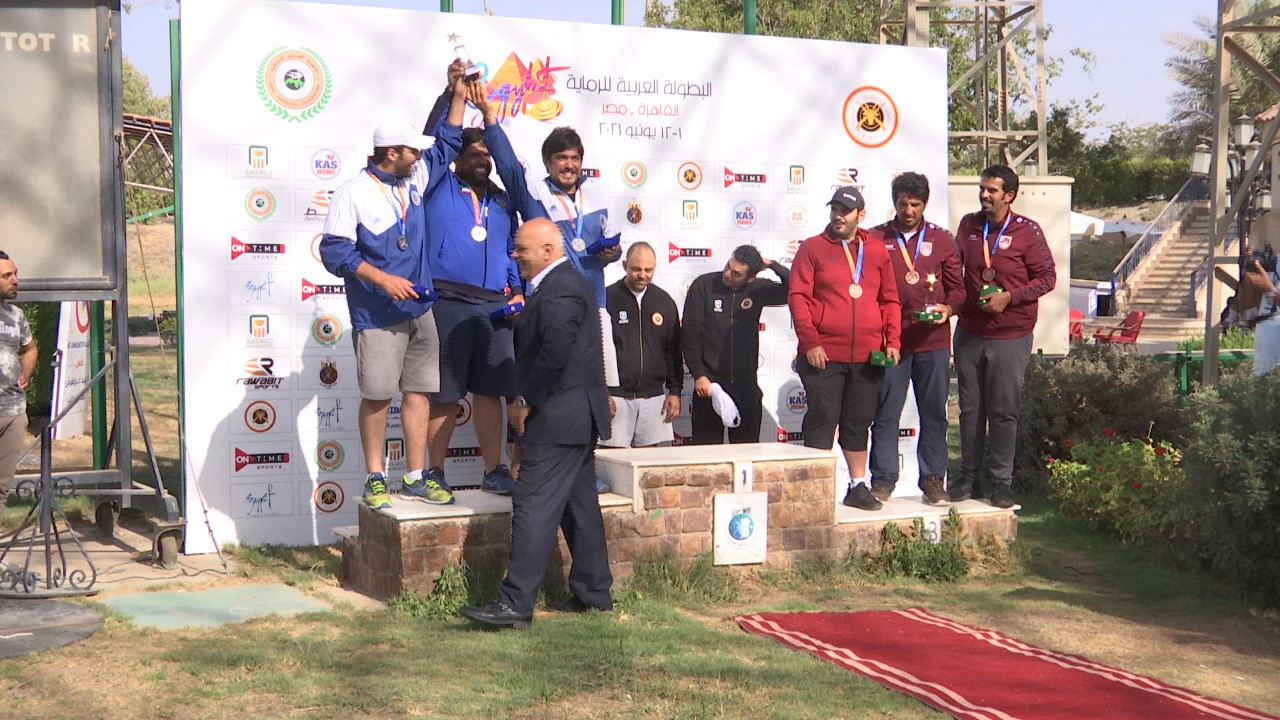 جانب من تتويج الفريق الكويتي للرماة بالمركز الثاني والميدالية الفضية
