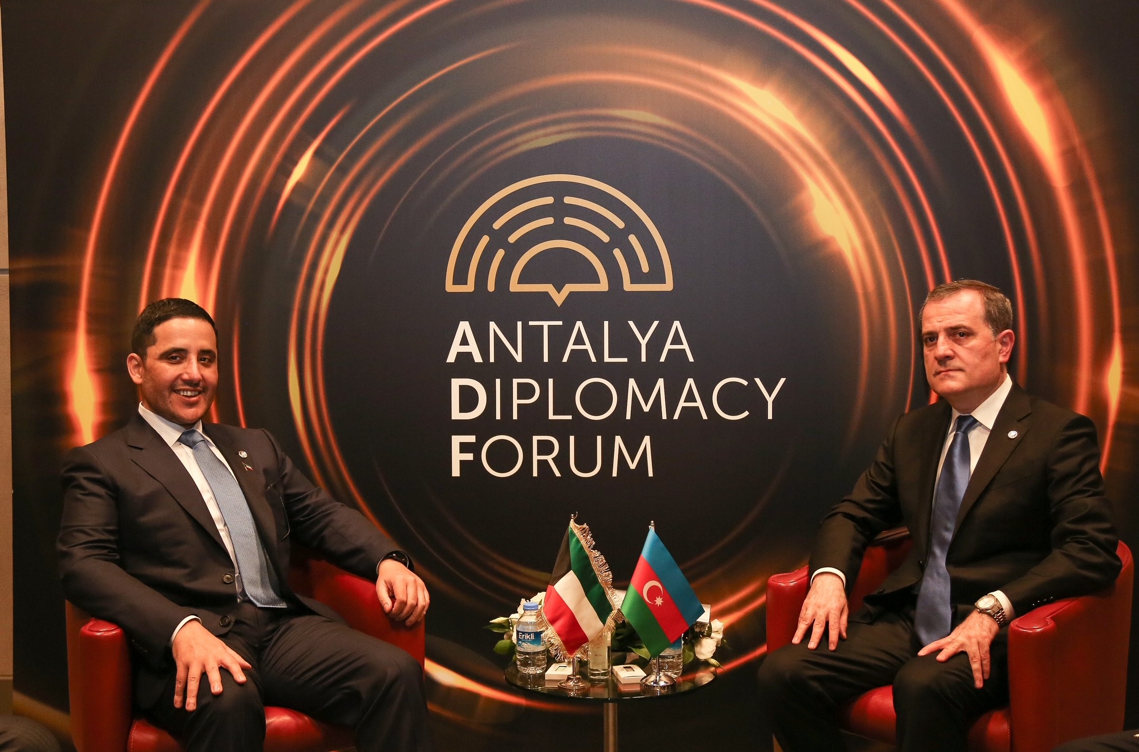 Kuwait, Azeri FMs discuss bilateral ties