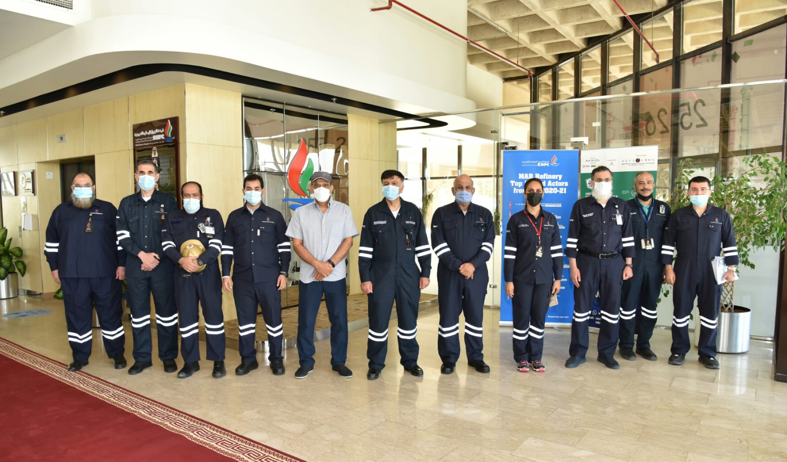 الرئيس التنفيذي لمؤسسة البترول الكويتية خلال زيارته إلى مصفاة ميناء عبدالله